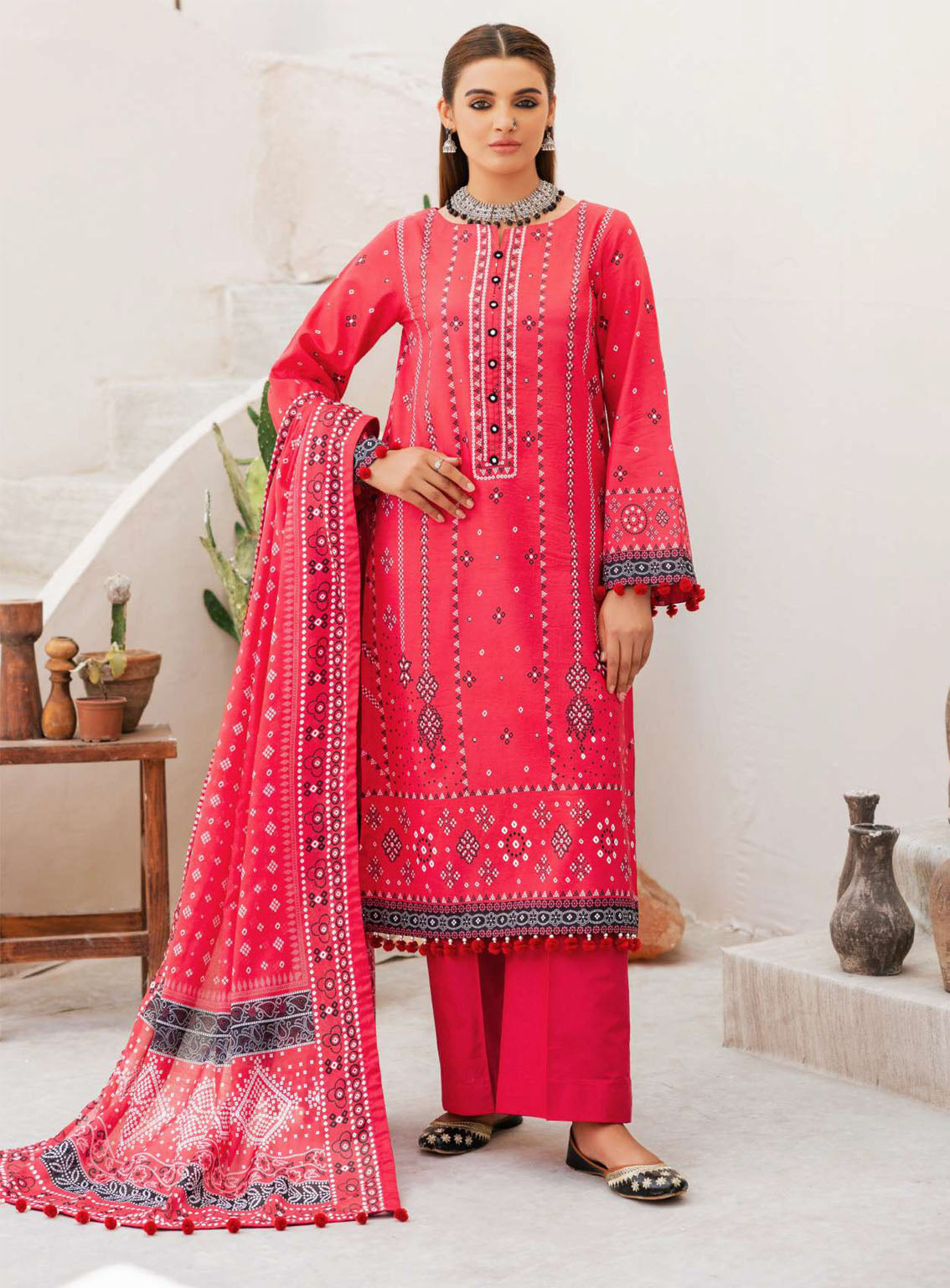 Rang By Motifz Printed Lawn Suits Unstitched 3 Piece - MT24RPL 4740 ESHMAAL Rang By Motifz Printed Lawn Suits Unstitched 3 Piece - MT24RPL 4740 ESHMAAL