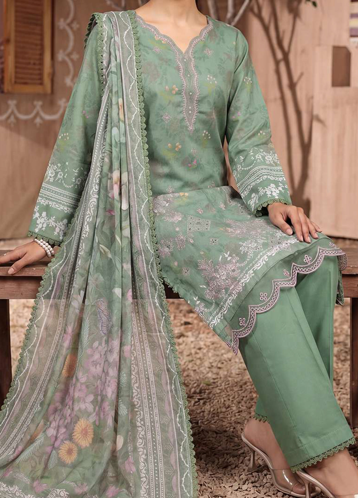 Rangkari By Ayleen Embroidered Lawn 3 Piece Unstitched Suit ALN26RV2 D-RANGREZ Rangkari By Ayleen Embroidered Lawn 3 Piece Unstitched Suit ALN26RV2 D-RANGREZ