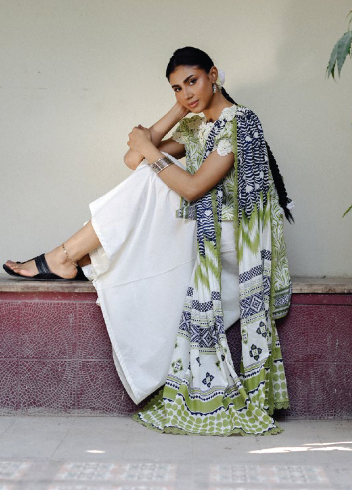 Rango Ka Angan By Gul Ahmed Embroidered Lawn 3 Piece Unstitched Suit GA26RKA D-CL-62239 Rango Ka Angan By Gul Ahmed Embroidered Lawn 3 Piece Unstitched Suit GA26RKA D-CL-62239