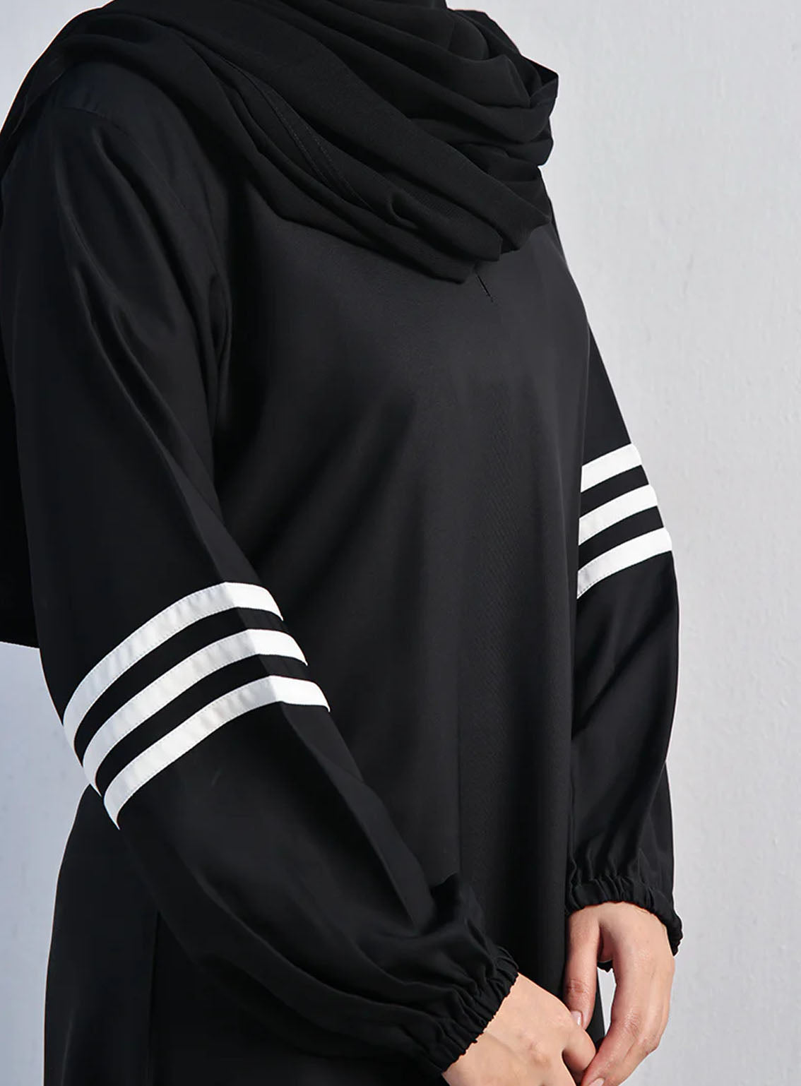 Rania By Hijab Ul Hareem Nida Strip Style Abaya Majestic Midnight - HH24R 0120-R-715 Rania By Hijab Ul Hareem Nida Strip Style Abaya Majestic Midnight - HH24R 0120-R-715