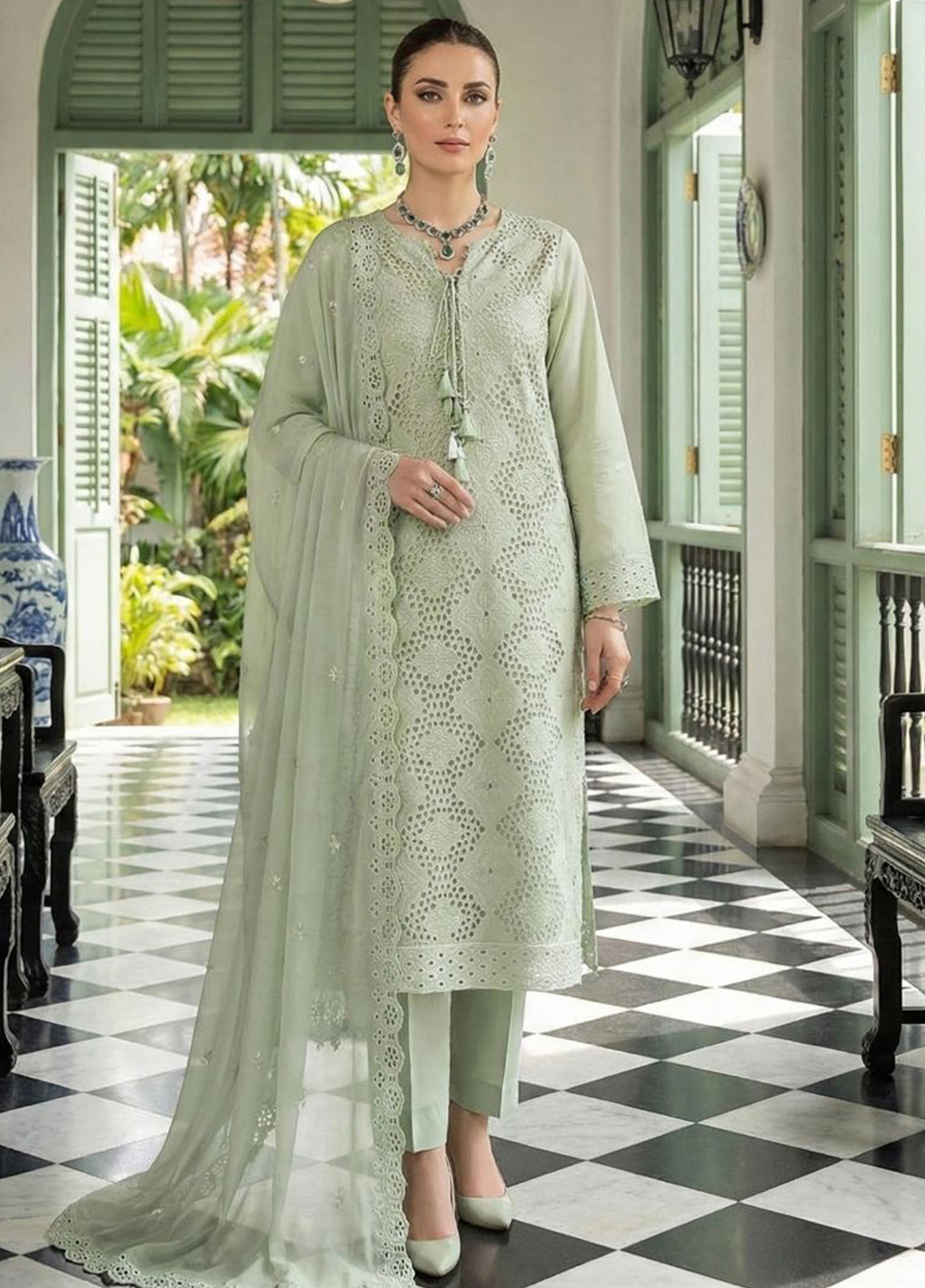 Raskh-E-Qamar By Noorjahan Embroidered Lawn 3 Piece Unstitched Suit NJ26RQ D-04 Raskh-E-Qamar By Noorjahan Embroidered Lawn 3 Piece Unstitched Suit NJ26RQ D-04