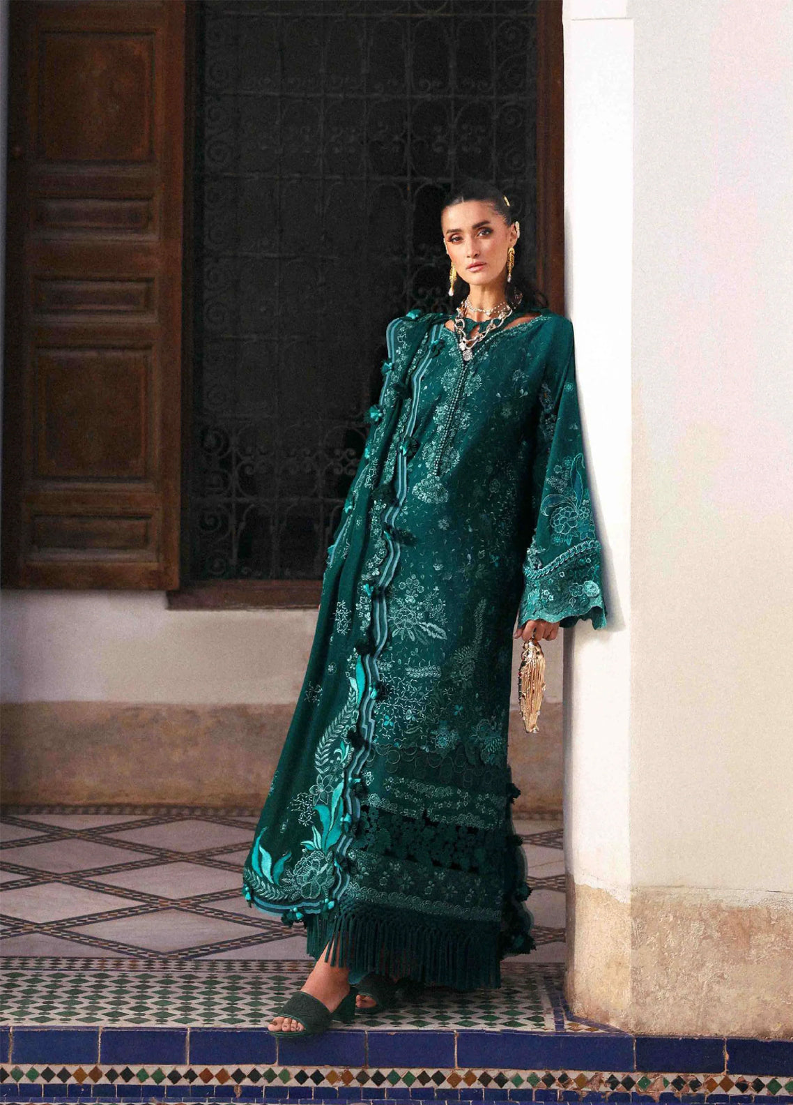 Reine By Republic Womenswear Luxury Embroidered Lawn 3 Piece Unstitched Suit RW26RELL D-6A LUNA Reine By Republic Womenswear Luxury Embroidered Lawn 3 Piece Unstitched Suit RW26RELL D-6A LUNA