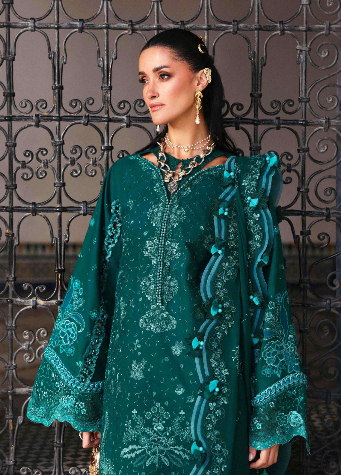 Reine By Republic Womenswear Luxury Embroidered Lawn 3 Piece Unstitched Suit RW26RELL D-6A LUNA Reine By Republic Womenswear Luxury Embroidered Lawn 3 Piece Unstitched Suit RW26RELL D-6A LUNA