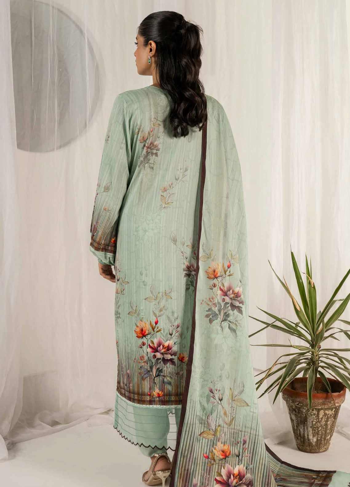 Resham By Firdous Textile Printed Linen Suits Unstitched 3 Piece - FF24RL 902 Resham By Firdous Textile Printed Linen Suits Unstitched 3 Piece - FF24RL 902