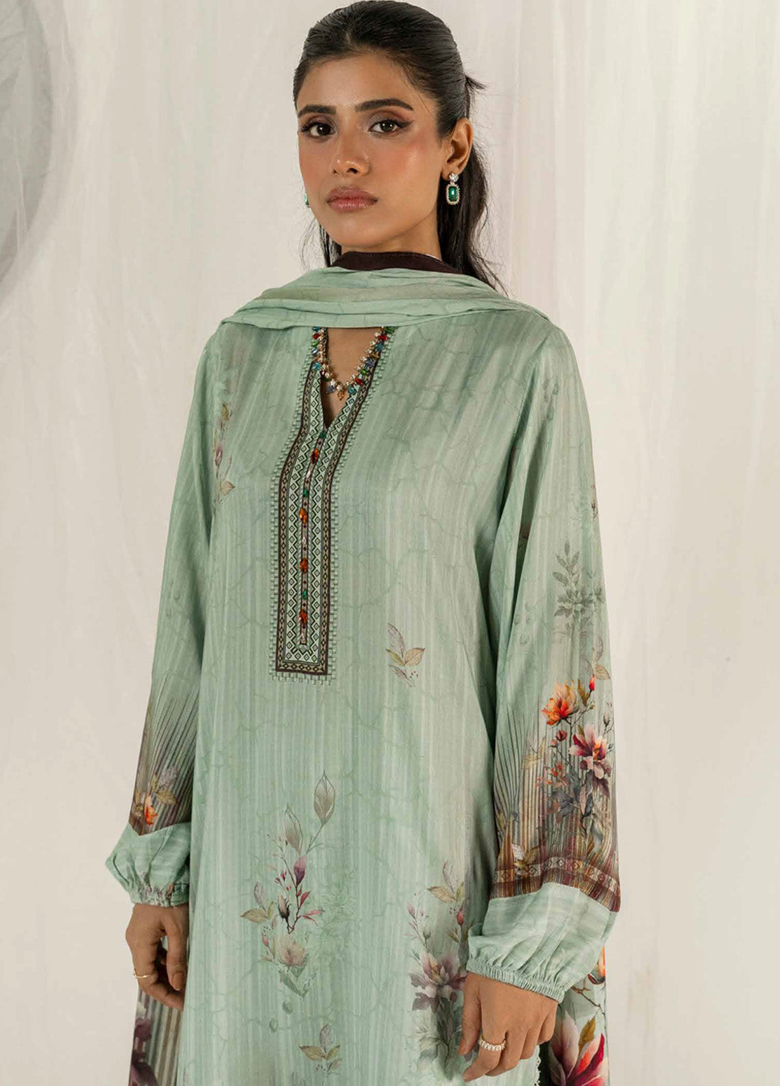 Resham By Firdous Textile Printed Linen Suits Unstitched 3 Piece - FF24RL 902 Resham By Firdous Textile Printed Linen Suits Unstitched 3 Piece - FF24RL 902