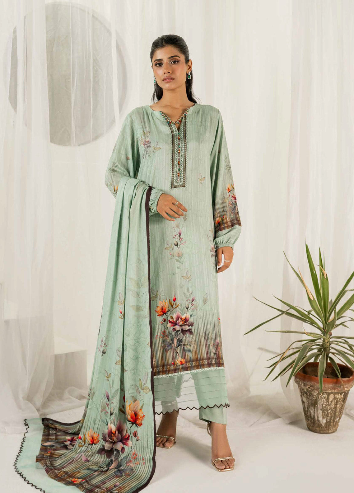 Resham By Firdous Textile Printed Linen Suits Unstitched 3 Piece - FF24RL 902 Resham By Firdous Textile Printed Linen Suits Unstitched 3 Piece - FF24RL 902