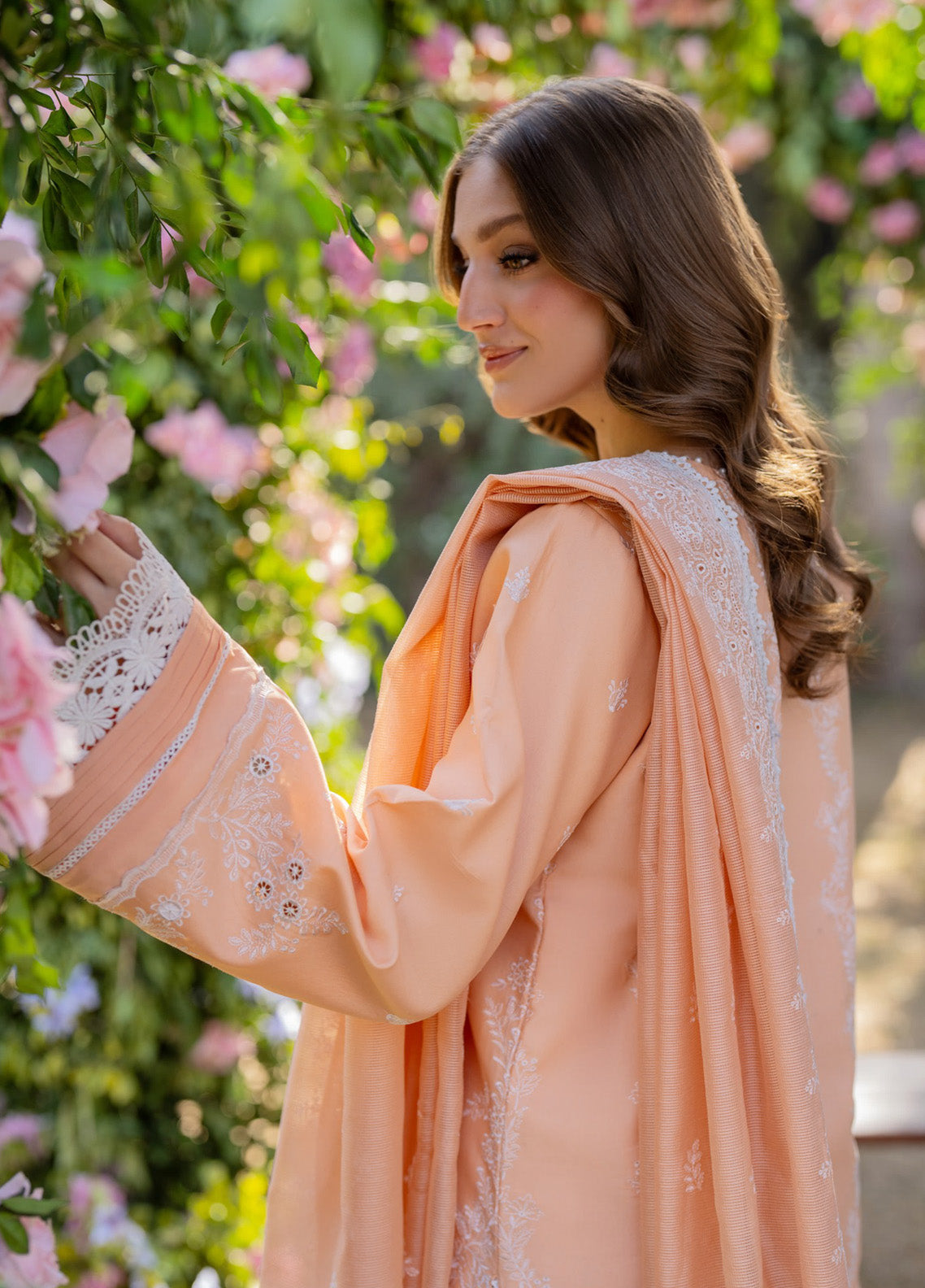 Reveerie by Florent Embroidered Chikankari Lawn Suits Unstitched 3 Piece - FL25RCL FLC-1B Reveerie by Florent Embroidered Chikankari Lawn Suits Unstitched 3 Piece - FL25RCL FLC-1B