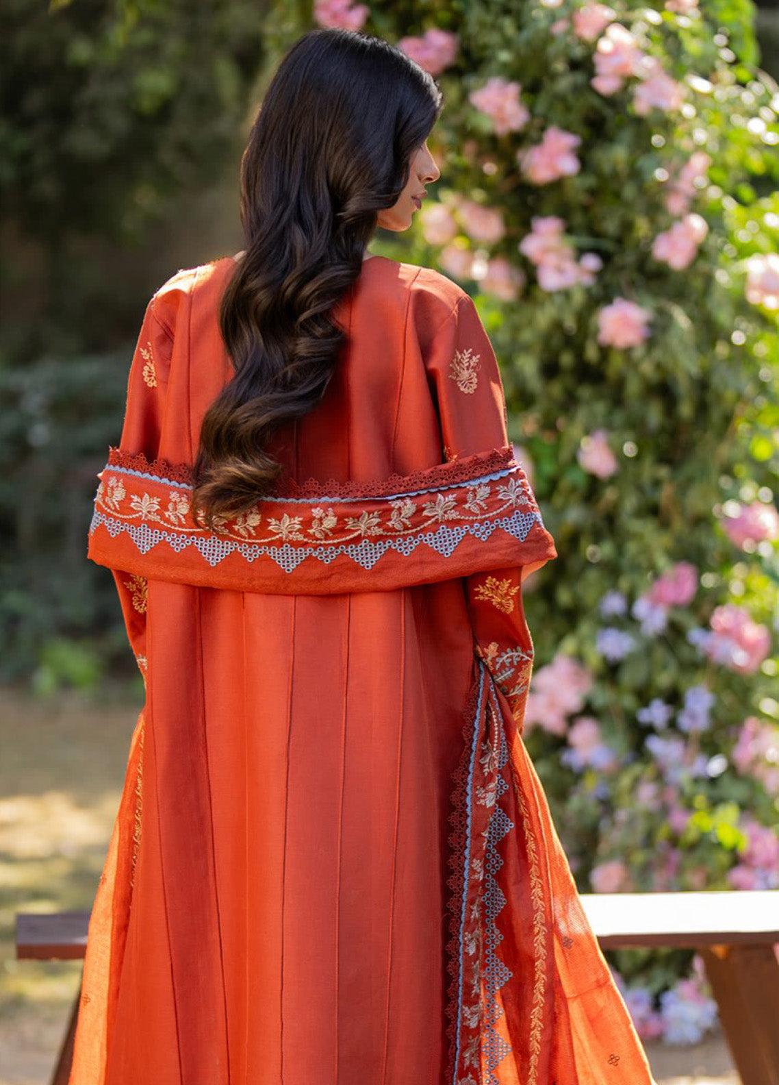 Reveerie by Florent Embroidered Chikankari Lawn Suits Unstitched 3 Piece - FL25RCL FLC-2B Reveerie by Florent Embroidered Chikankari Lawn Suits Unstitched 3 Piece - FL25RCL FLC-2B