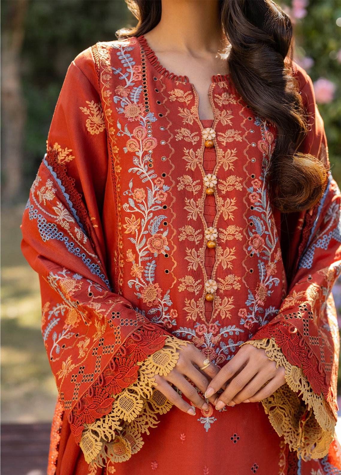 Reveerie by Florent Embroidered Chikankari Lawn Suits Unstitched 3 Piece - FL25RCL FLC-2B Reveerie by Florent Embroidered Chikankari Lawn Suits Unstitched 3 Piece - FL25RCL FLC-2B