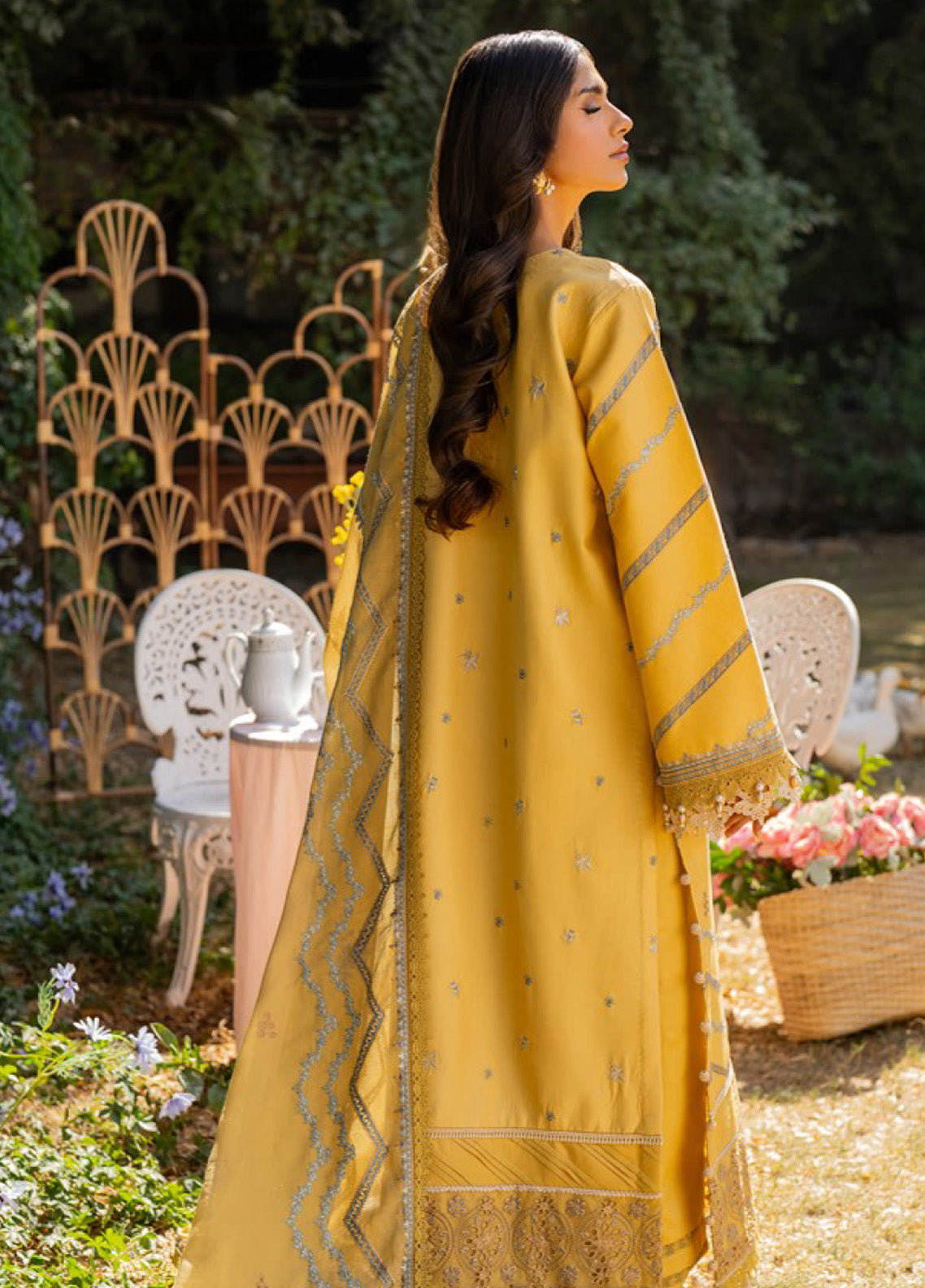 Reveerie by Florent Embroidered Chikankari Lawn Suits Unstitched 3 Piece - FL25RCL FLC-3A Reveerie by Florent Embroidered Chikankari Lawn Suits Unstitched 3 Piece - FL25RCL FLC-3A