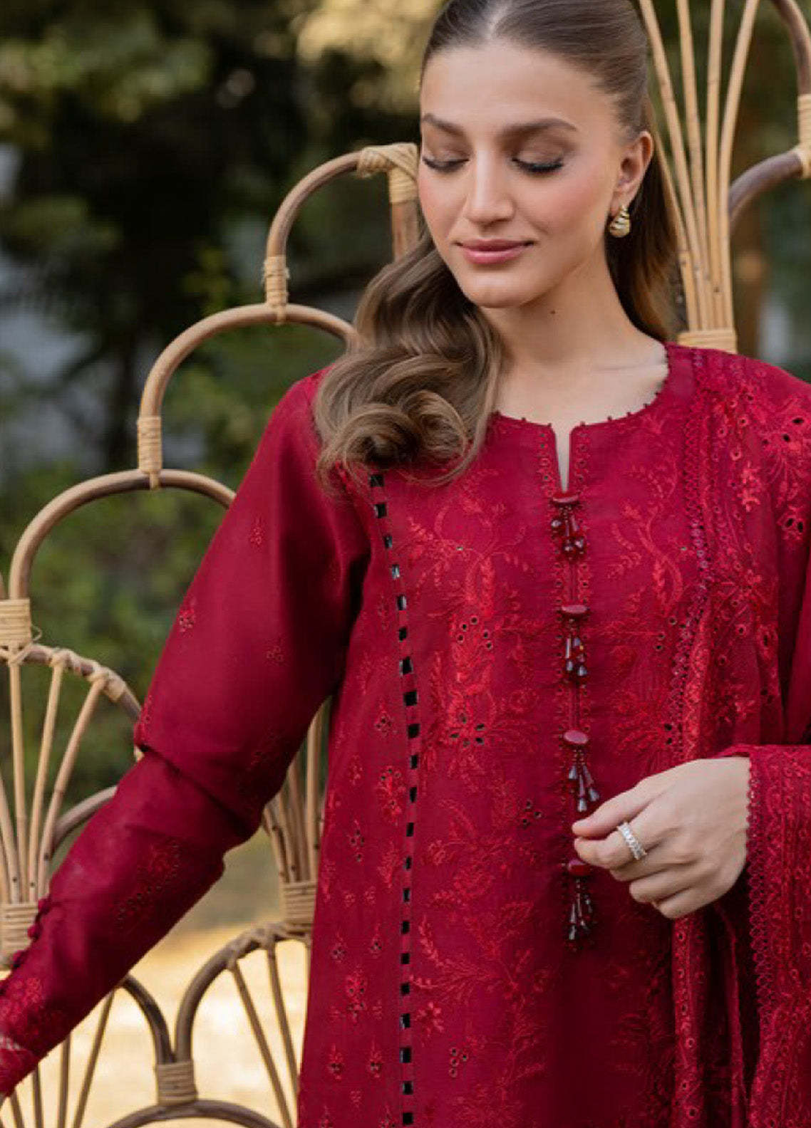 Reveerie by Florent Embroidered Chikankari Lawn Suits Unstitched 3 Piece - FL25RCL FLC-4B Reveerie by Florent Embroidered Chikankari Lawn Suits Unstitched 3 Piece - FL25RCL FLC-4B