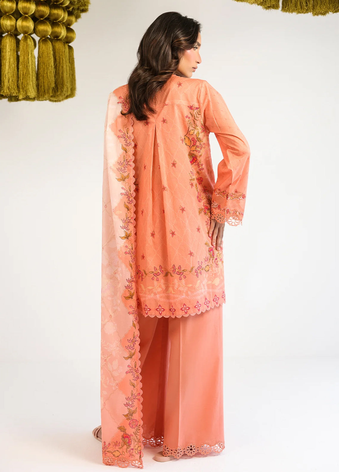 Rhea By Sahar Digital Printed Lawn 3 Piece Unstitched Suit S26RDPL D-19 VERDANT MUSE Rhea By Sahar Digital Printed Lawn 3 Piece Unstitched Suit S26RDPL D-19 VERDANT MUSE