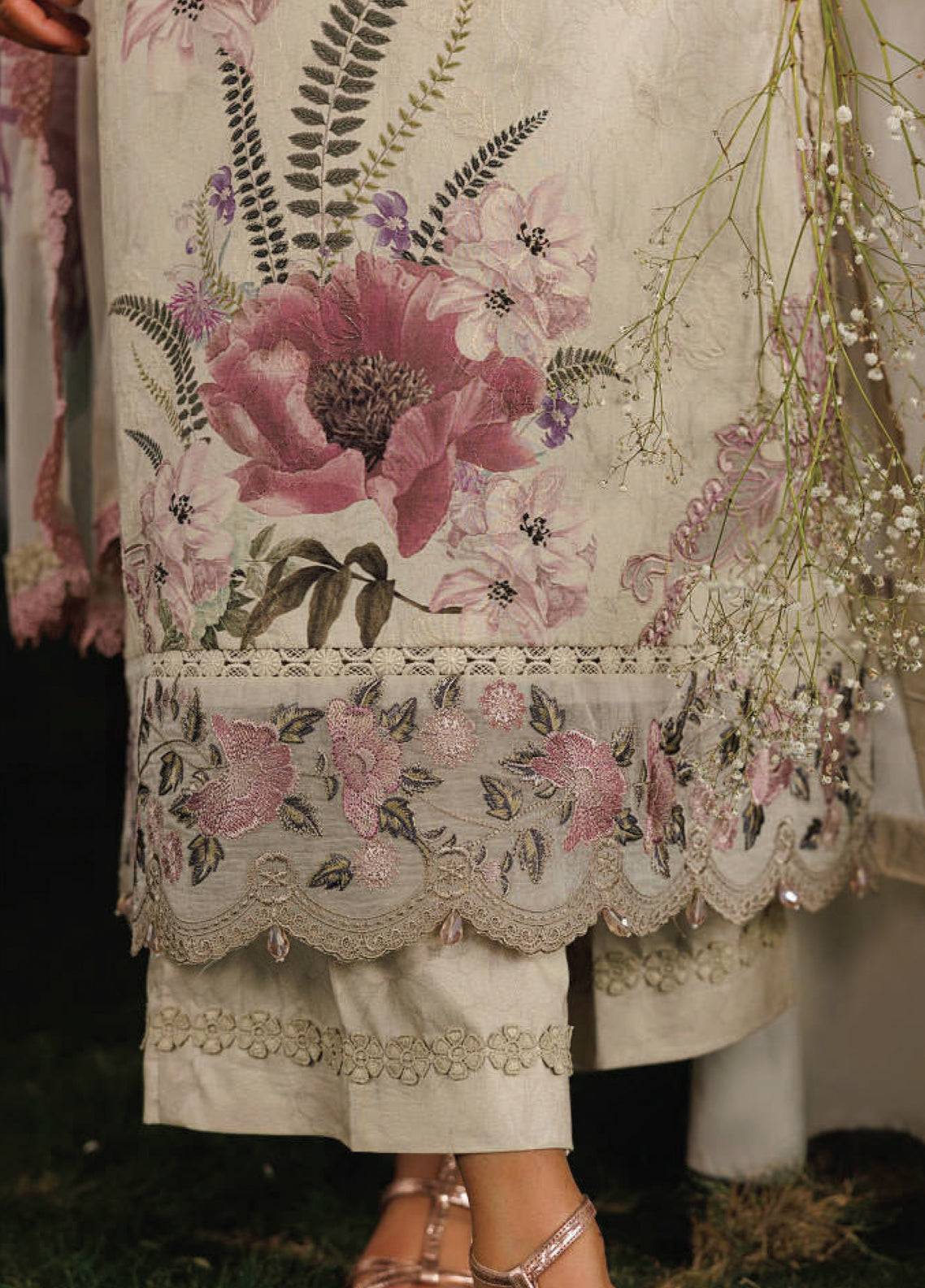 Rimjhim By Zarqash The Moonsoon Embroidered Pima Lawn 3 Piece Unstitched Suit ZQ26RTME D-ZQ003 MEHRAAB-E-GUL Rimjhim By Zarqash The Moonsoon Embroidered Pima Lawn 3 Piece Unstitched Suit ZQ26RTME D-ZQ003 MEHRAAB-E-GUL