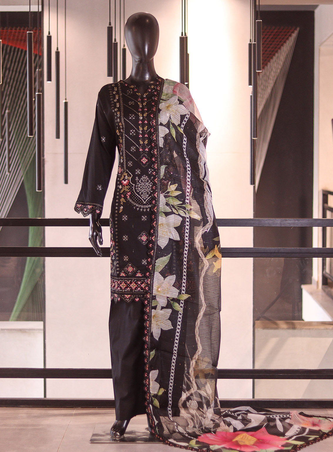 Rivaaj Embroidered Cotton 3 Piece Stitched Suit RJ26EC D-479 MOON LIGHT Black Rivaaj Embroidered Cotton 3 Piece Stitched Suit RJ26EC D-479 MOON LIGHT Black