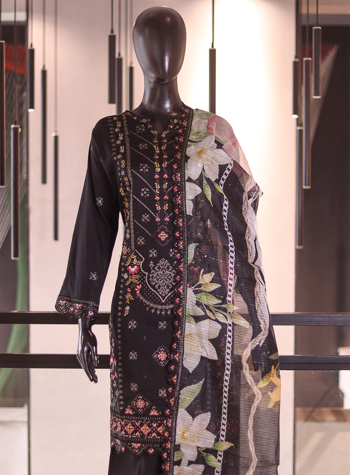 Rivaaj Embroidered Cotton 3 Piece Stitched Suit RJ26EC D-479 MOON LIGHT Black Rivaaj Embroidered Cotton 3 Piece Stitched Suit RJ26EC D-479 MOON LIGHT Black