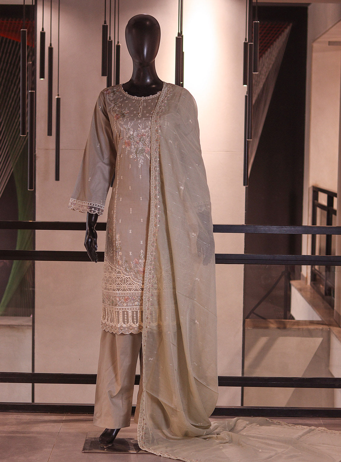 Rivaaj Embroidered Cotton 3 Piece Stitched Suit RJ26EC D-483 GUL-E-ZARI Light Grey Rivaaj Embroidered Cotton 3 Piece Stitched Suit RJ26EC D-483 GUL-E-ZARI Light Grey