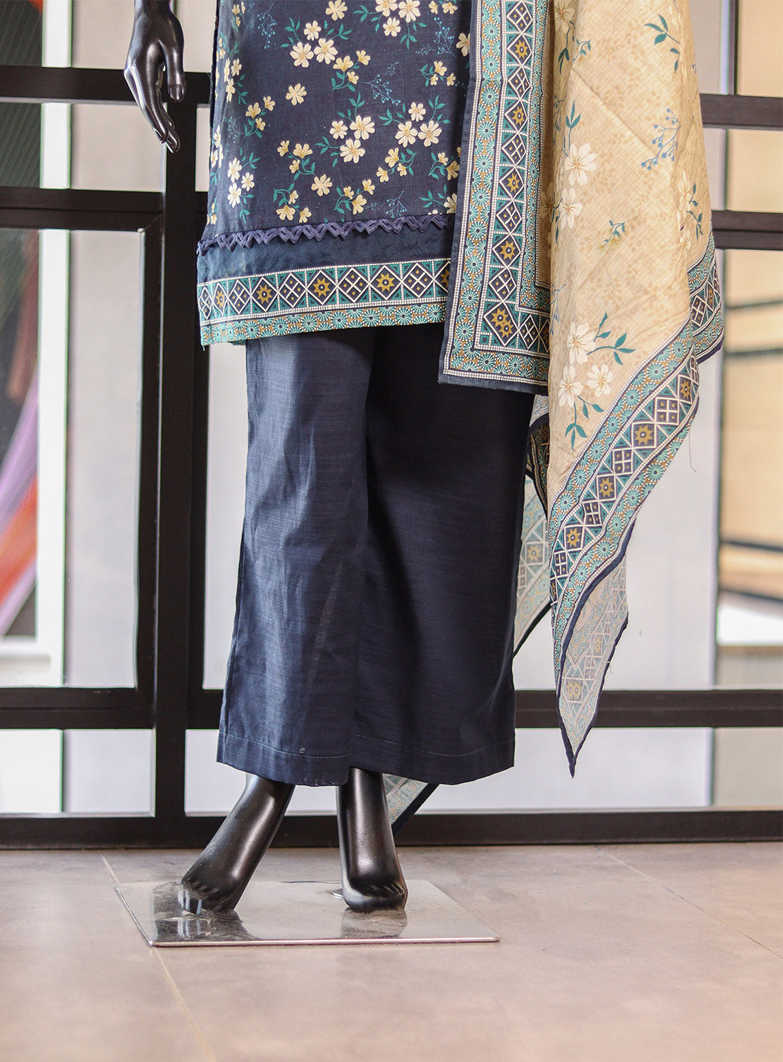 Royal Fashion Digital Printed Khaddar Suits Stitched 3 Piece - RF24PK BSK01 Royal Fashion Digital Printed Khaddar Suits Stitched 3 Piece - RF24PK BSK01