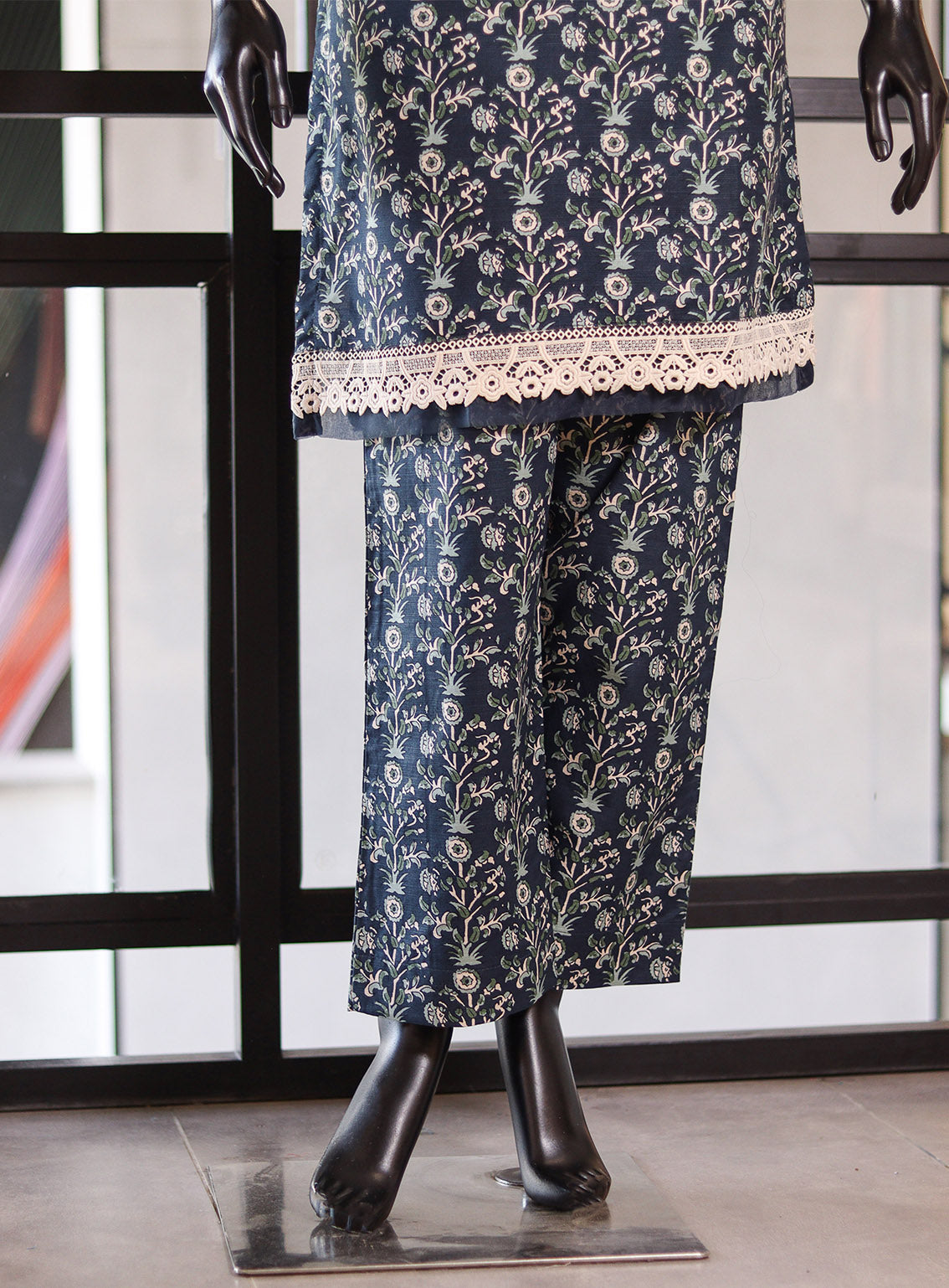 Royal Fashion Digital Printed Khaddar Suits Stitched 3 Piece - RF24PK BSK09 Royal Fashion Digital Printed Khaddar Suits Stitched 3 Piece - RF24PK BSK09