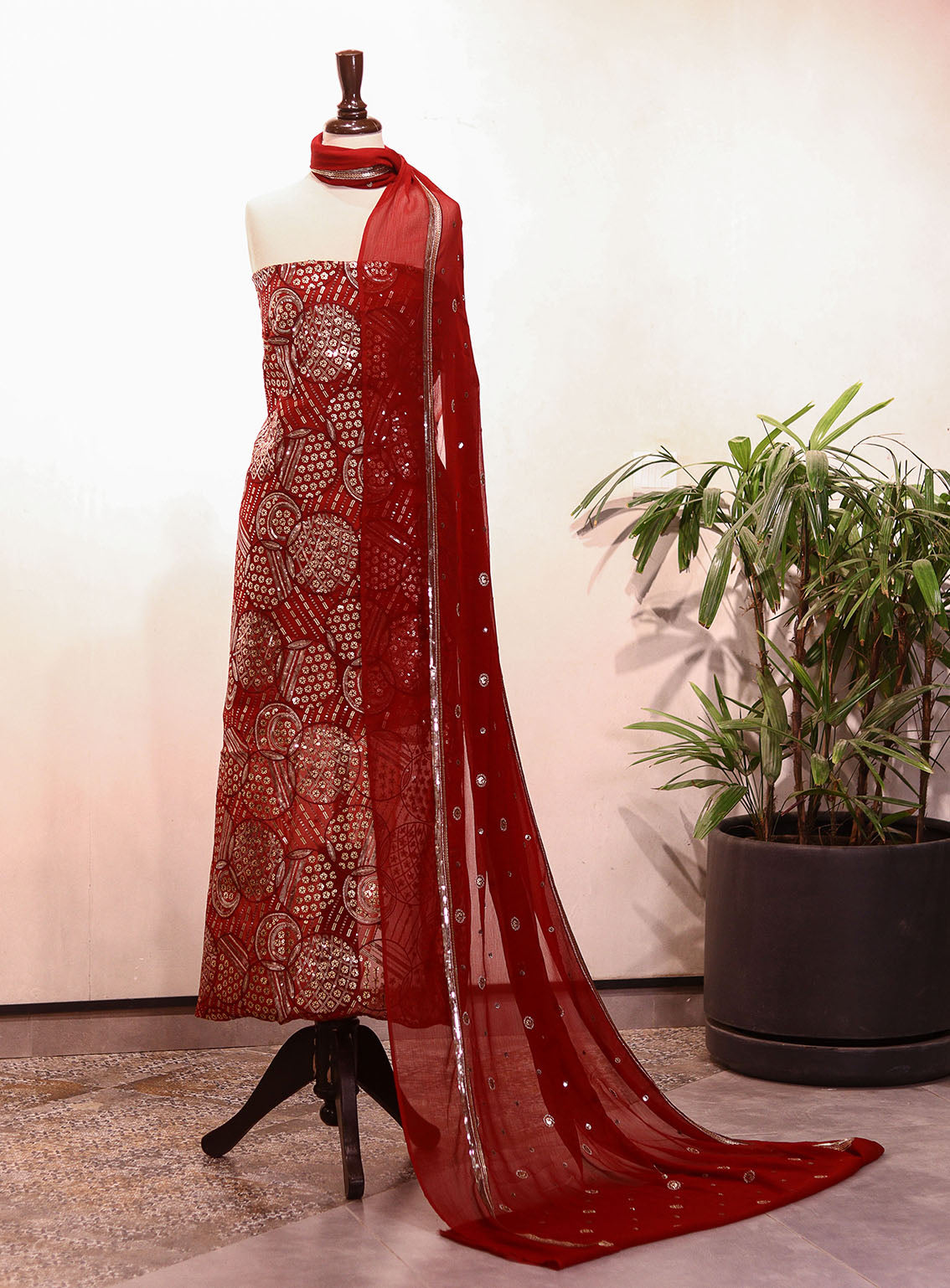 Royal Fashion Embroidered Chiffon Suits Unstitched 2 Piece - RF25EE 58 MAROON Royal Fashion Embroidered Chiffon Suits Unstitched 2 Piece - RF25EE 58 MAROON