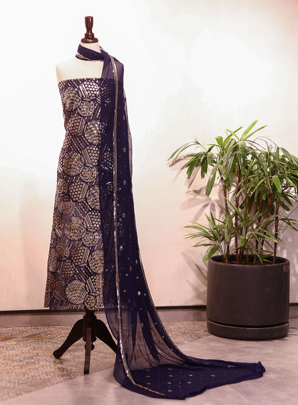 Royal Fashion Embroidered Chiffon Suits Unstitched 2 Piece - RF25EE 58 NAVY BLUE Royal Fashion Embroidered Chiffon Suits Unstitched 2 Piece - RF25EE 58 NAVY BLUE