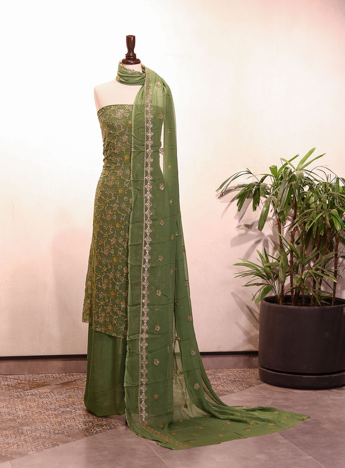 Royal Fashion Embroidered Chiffon Suits Unstitched 2 Piece - RF25EE 63 PARROT GREEN Royal Fashion Embroidered Chiffon Suits Unstitched 2 Piece - RF25EE 63 PARROT GREEN