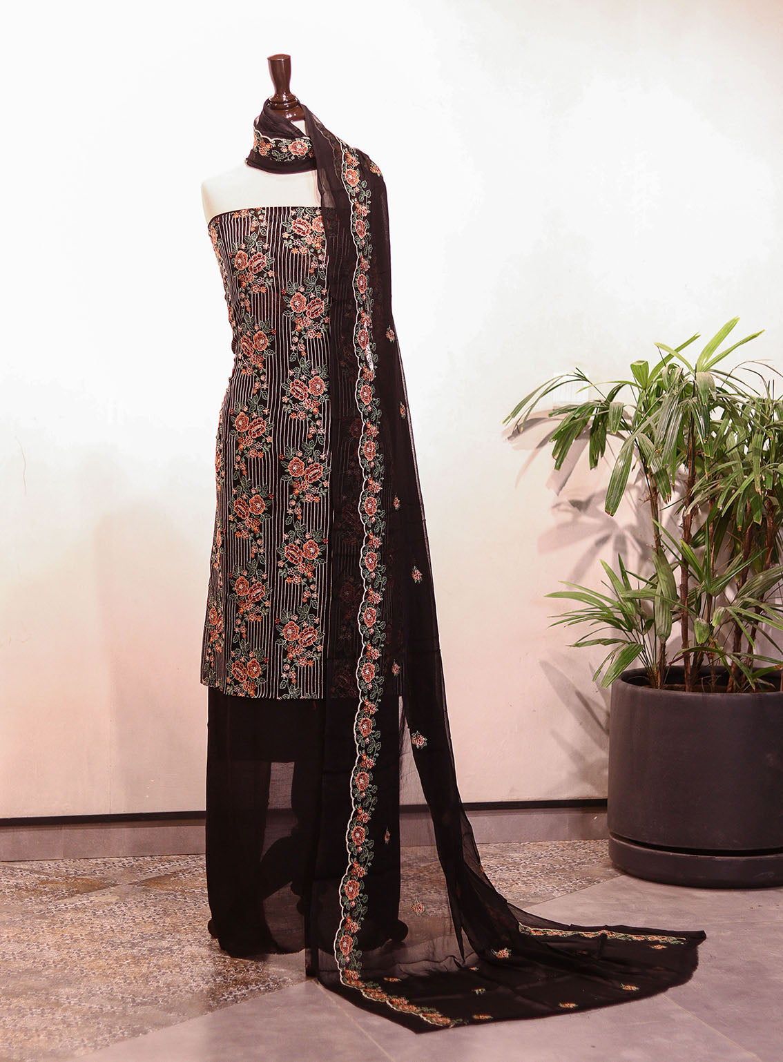 Royal Fashion Embroidered Chiffon Suits Unstitched 2 Piece - RF25EE 74 BLACK Royal Fashion Embroidered Chiffon Suits Unstitched 2 Piece - RF25EE 74 BLACK