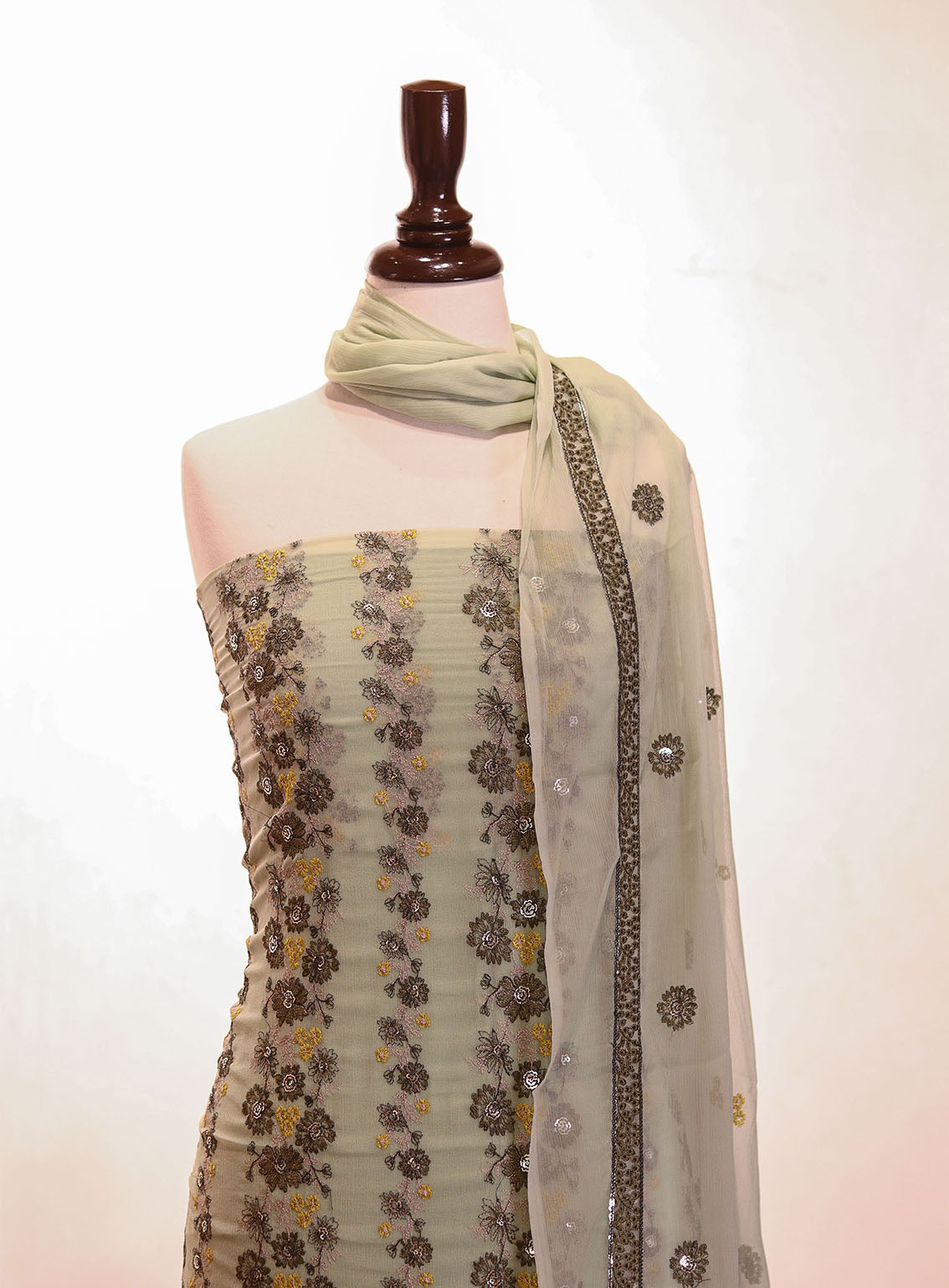 Royal Fashion Embroidered Chiffon Suits Unstitched 2 Piece - RF25EE 95 PISTA Royal Fashion Embroidered Chiffon Suits Unstitched 2 Piece - RF25EE 95 PISTA