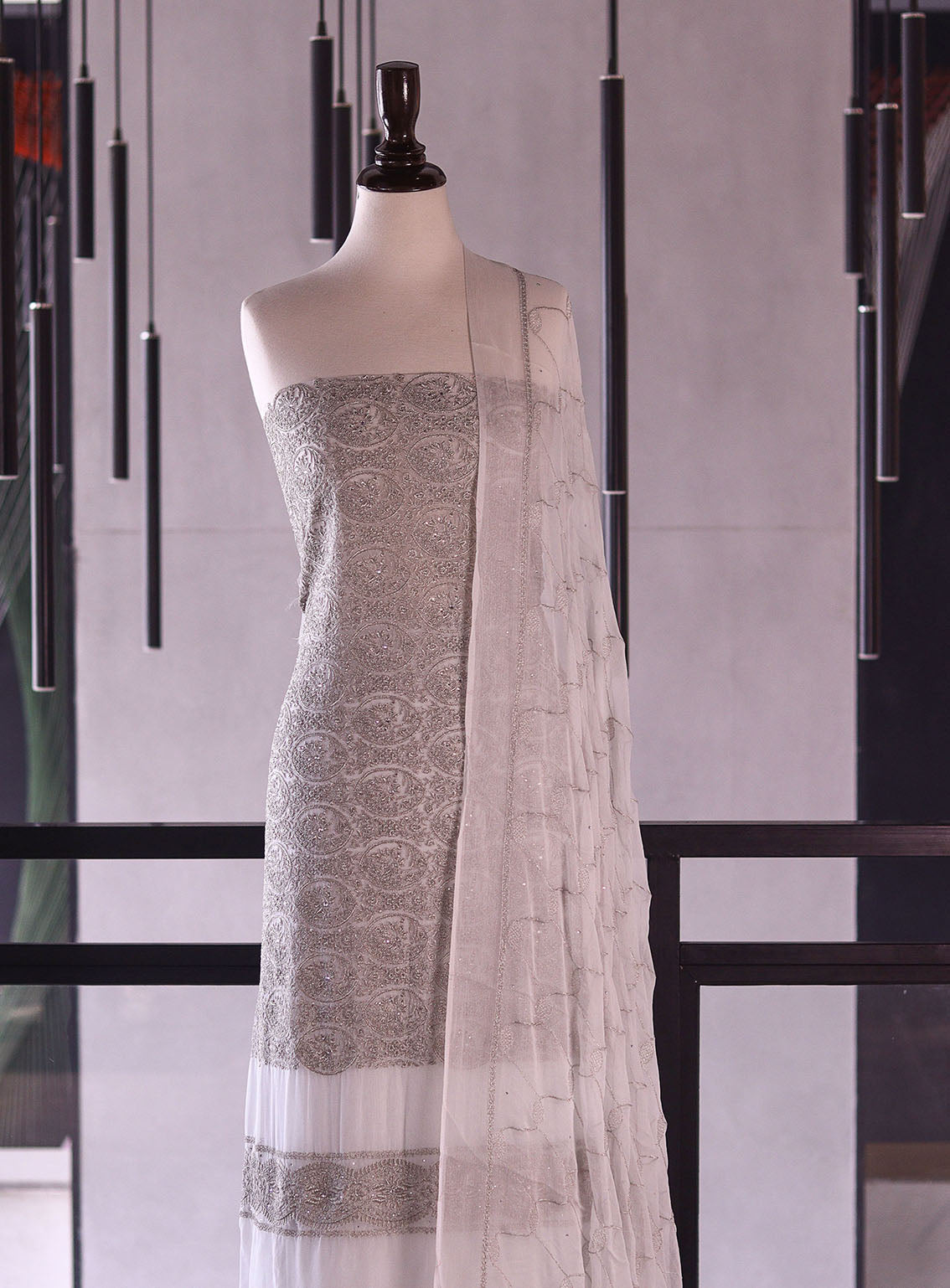 Royal Fashion Exclusive Embroidered Chiffon Suits Unstitched 3 Piece - RF26EE ET2972 GREY Royal Fashion Exclusive Embroidered Chiffon Suits Unstitched 3 Piece - RF26EE ET2972 GREY
