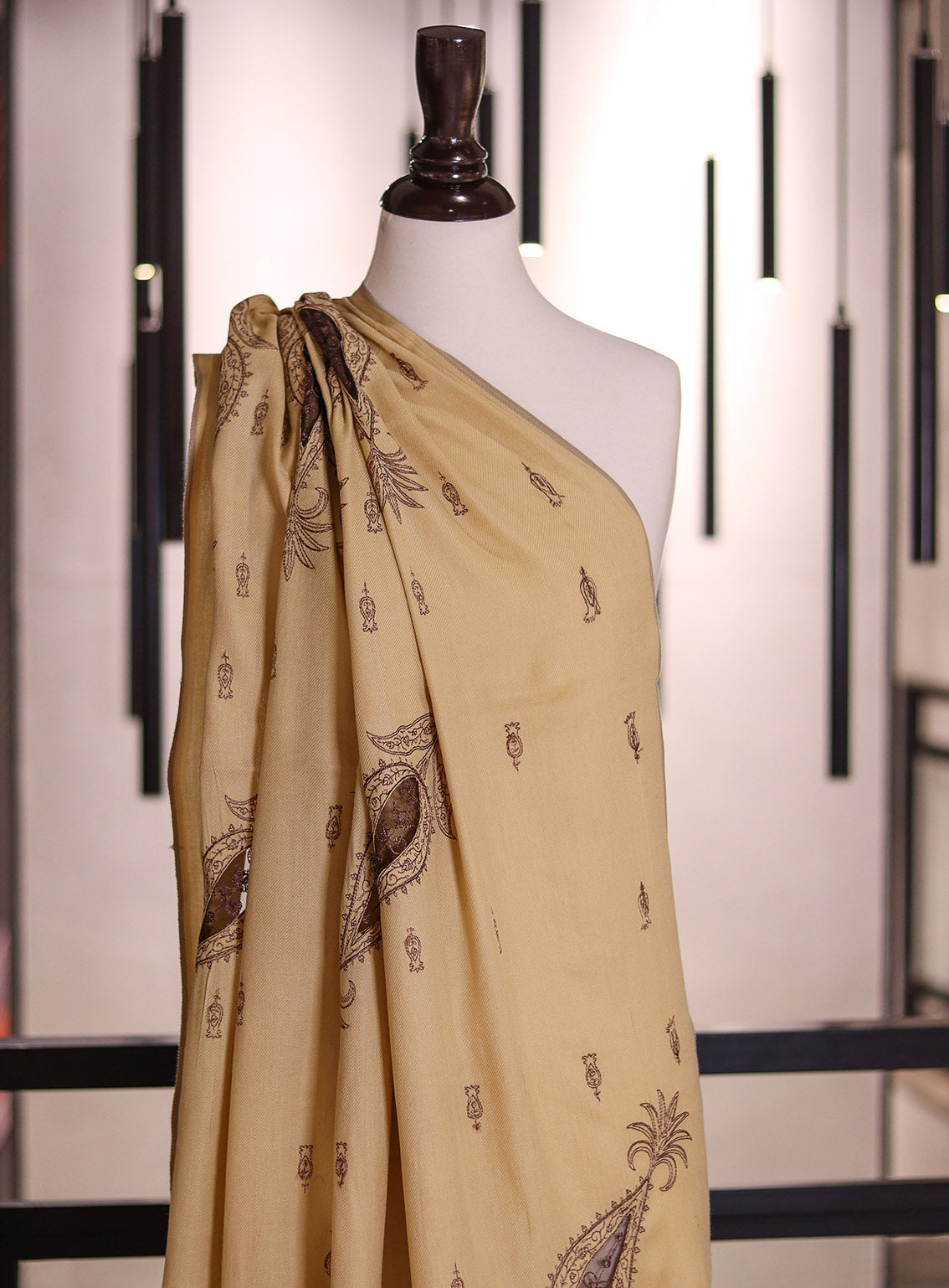 Royal Fashion Exclusive Woolen Shawls - RF24SH A6A22-B12 Fawn & Brown Royal Fashion Exclusive Woolen Shawls - RF24SH A6A22-B12 Fawn & Brown