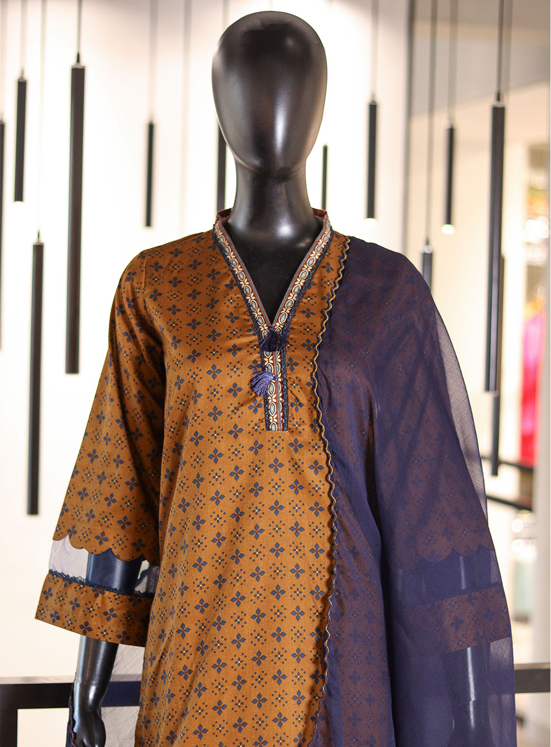 Royal Fashion Printed Lawn Suits Stitched 3 Piece - RF25PL 06 Royal Fashion Printed Lawn Suits Stitched 3 Piece - RF25PL 06