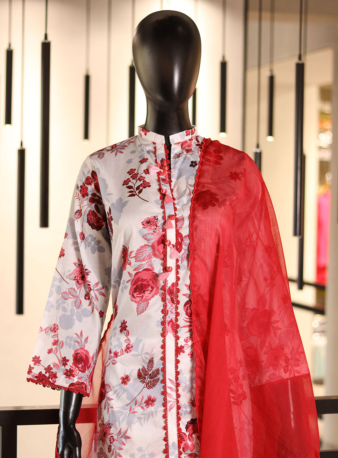 Royal Fashion Printed Lawn Suits Stitched 3 Piece - RF25PL 07 Royal Fashion Printed Lawn Suits Stitched 3 Piece - RF25PL 07