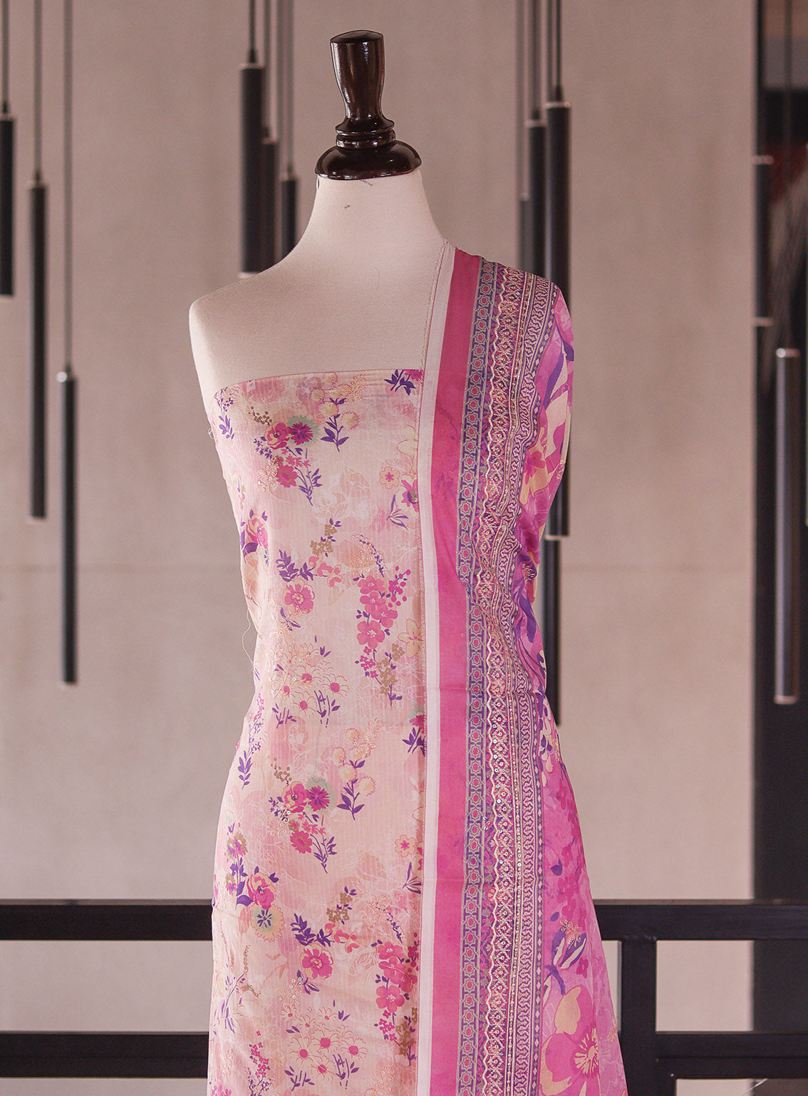Royal Fashion Embroidered Cambric 3 Piece Unstitched Suit RF26EU D-DE957 Cream & Pink Royal Fashion Embroidered Cambric 3 Piece Unstitched Suit RF26EU D-DE957 Cream & Pink