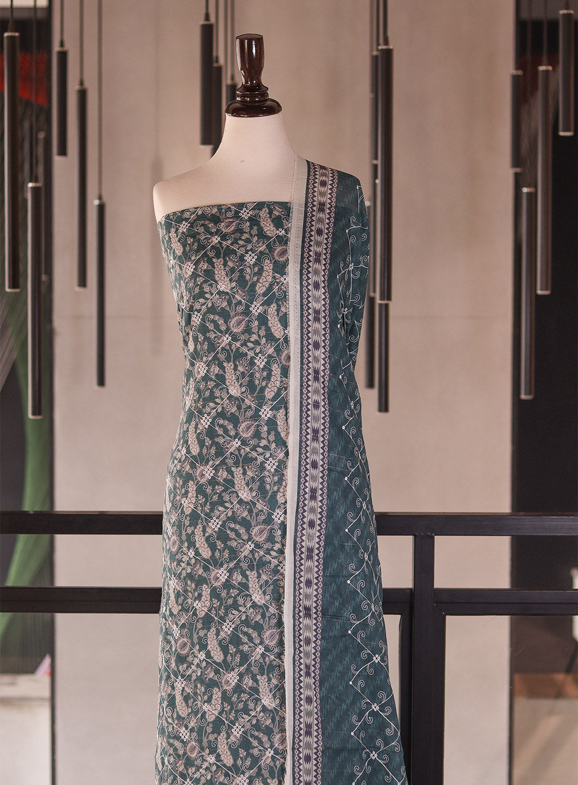 Royal Fashion Embroidered Chikankari Lawn 3 Piece Unstitched Suit RF26EU D-01 Green Royal Fashion Embroidered Chikankari Lawn 3 Piece Unstitched Suit RF26EU D-01 Green