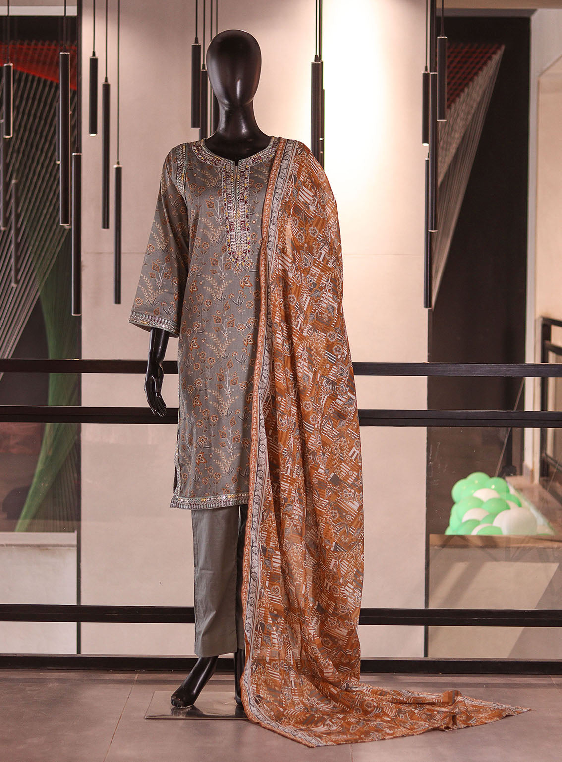 Royal Fashion Embroidered Lawn 3 Piece Stitched Suit RF26EP D-SNSC-BS-5MM-GYMT Royal Fashion Embroidered Lawn 3 Piece Stitched Suit RF26EP D-SNSC-BS-5MM-GYMT