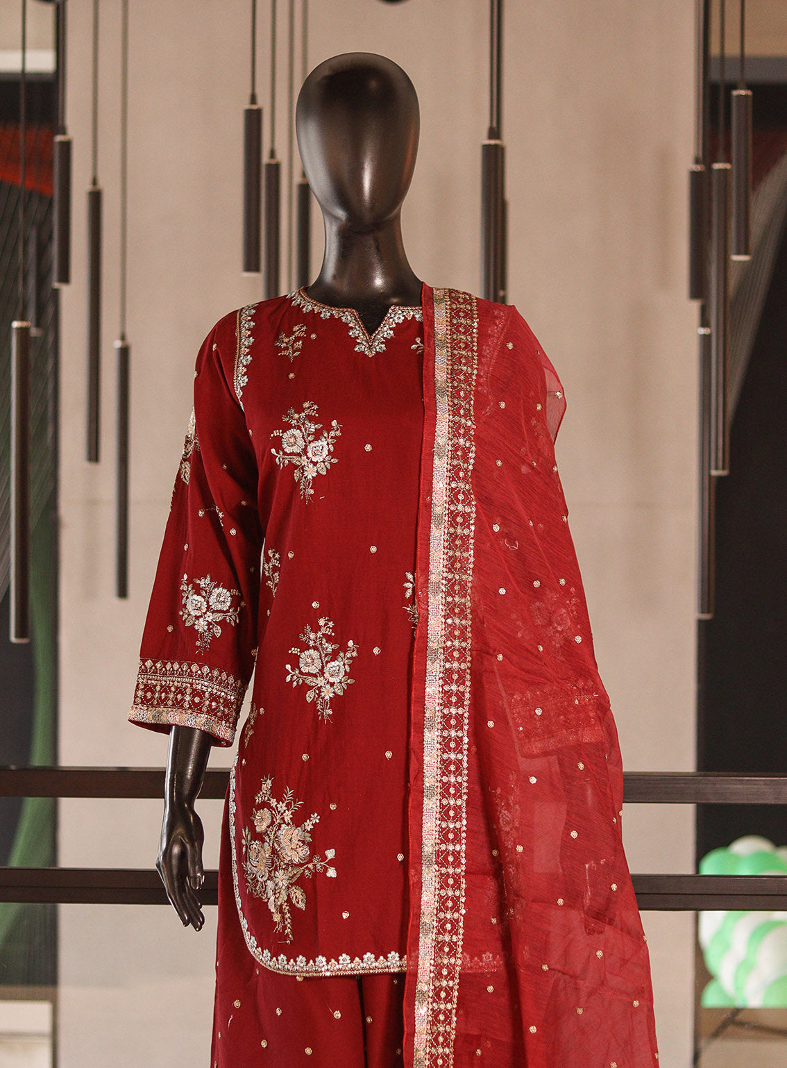 Royal Fashion Embroidered Lawn 3 Piece Stitched Suit RF26EP D-SNSC-Farshi 1-MN Royal Fashion Embroidered Lawn 3 Piece Stitched Suit RF26EP D-SNSC-Farshi 1-MN