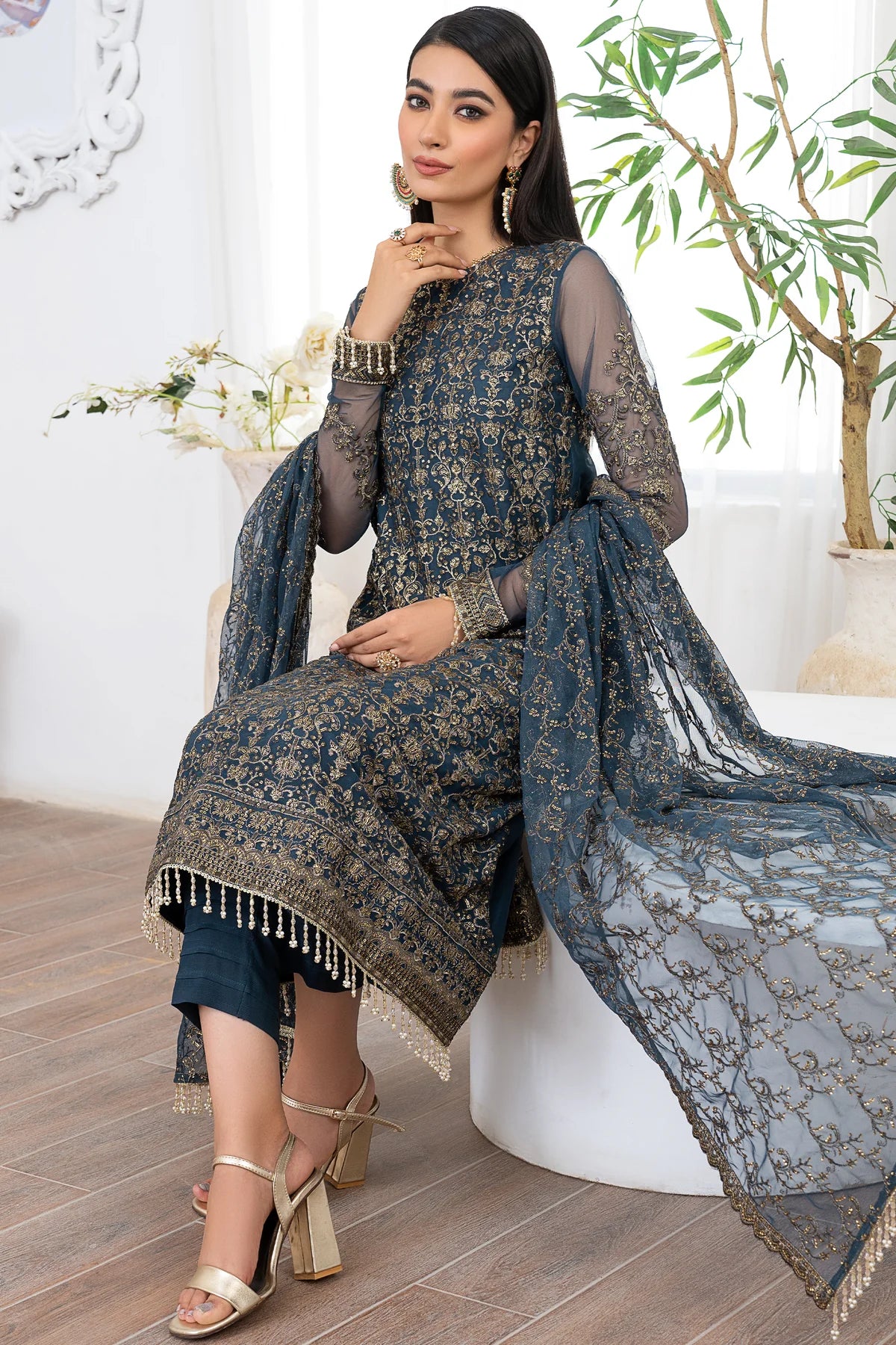 Meeral By Zarif Embroidered Net Unstitched 3 Piece Suit - 07 Meeral By Zarif Embroidered Net Unstitched 3 Piece Suit - 07