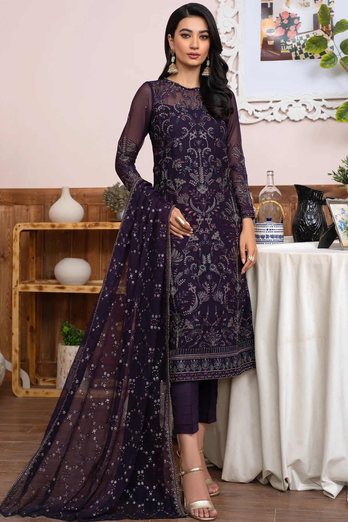 Meeral By Zarif Embroidered Chiffon Unstitched 3 Piece Suit - 05 Meeral By Zarif Embroidered Chiffon Unstitched 3 Piece Suit - 05