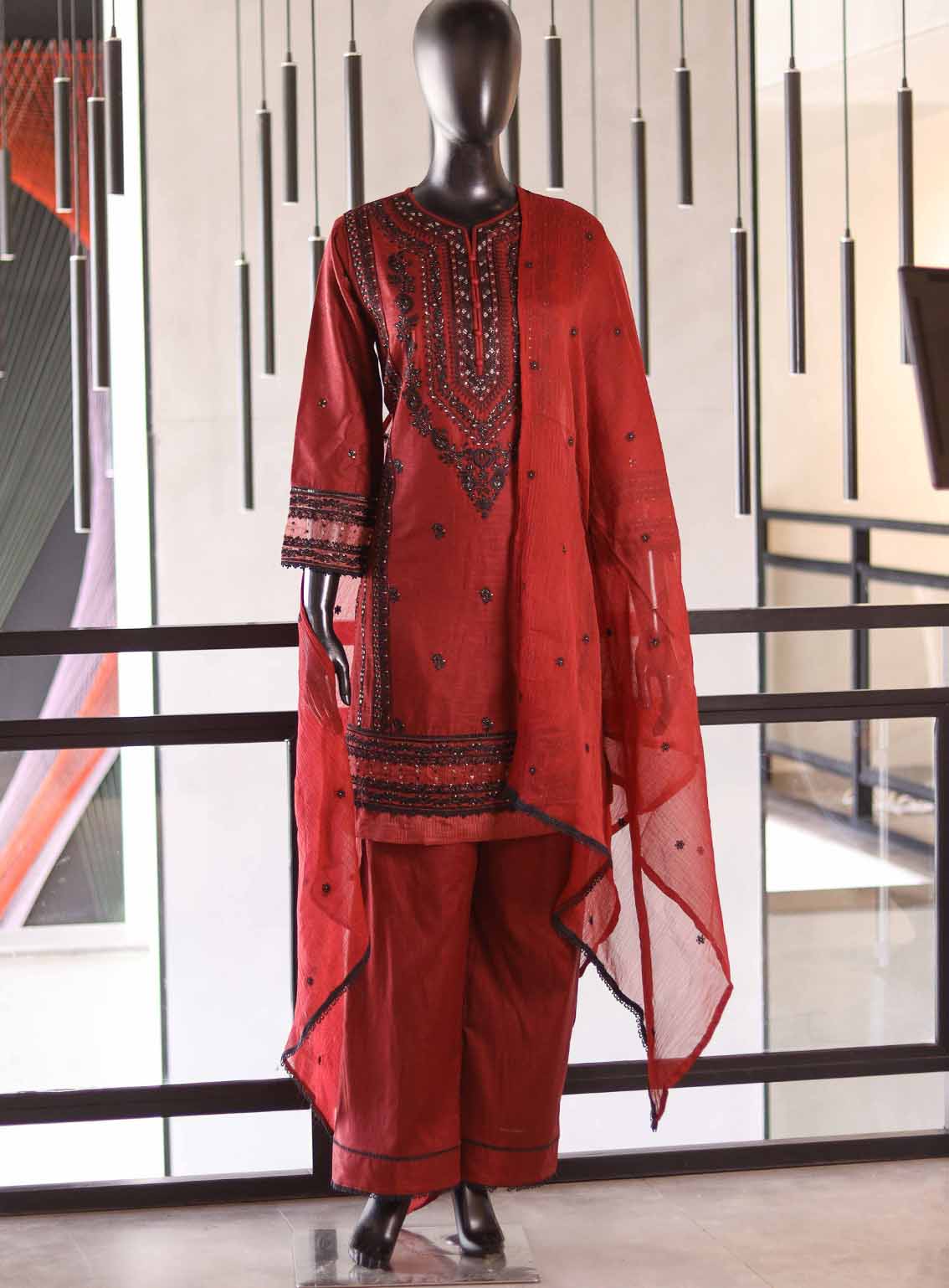 SNSC Embroidered Lawn Suits Stitched 3 Piece - SNSC25FE CY06 MAROON SNSC Embroidered Lawn Suits Stitched 3 Piece - SNSC25FE CY06 MAROON