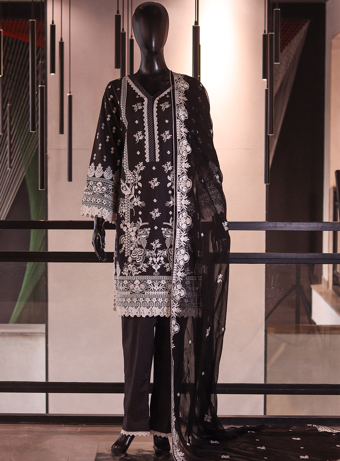 Saba Sumaiya Embroidered Lawn 3 Piece Stitched Suit SSY26E D-1650-BKWH Saba Sumaiya Embroidered Lawn 3 Piece Stitched Suit SSY26E D-1650-BKWH