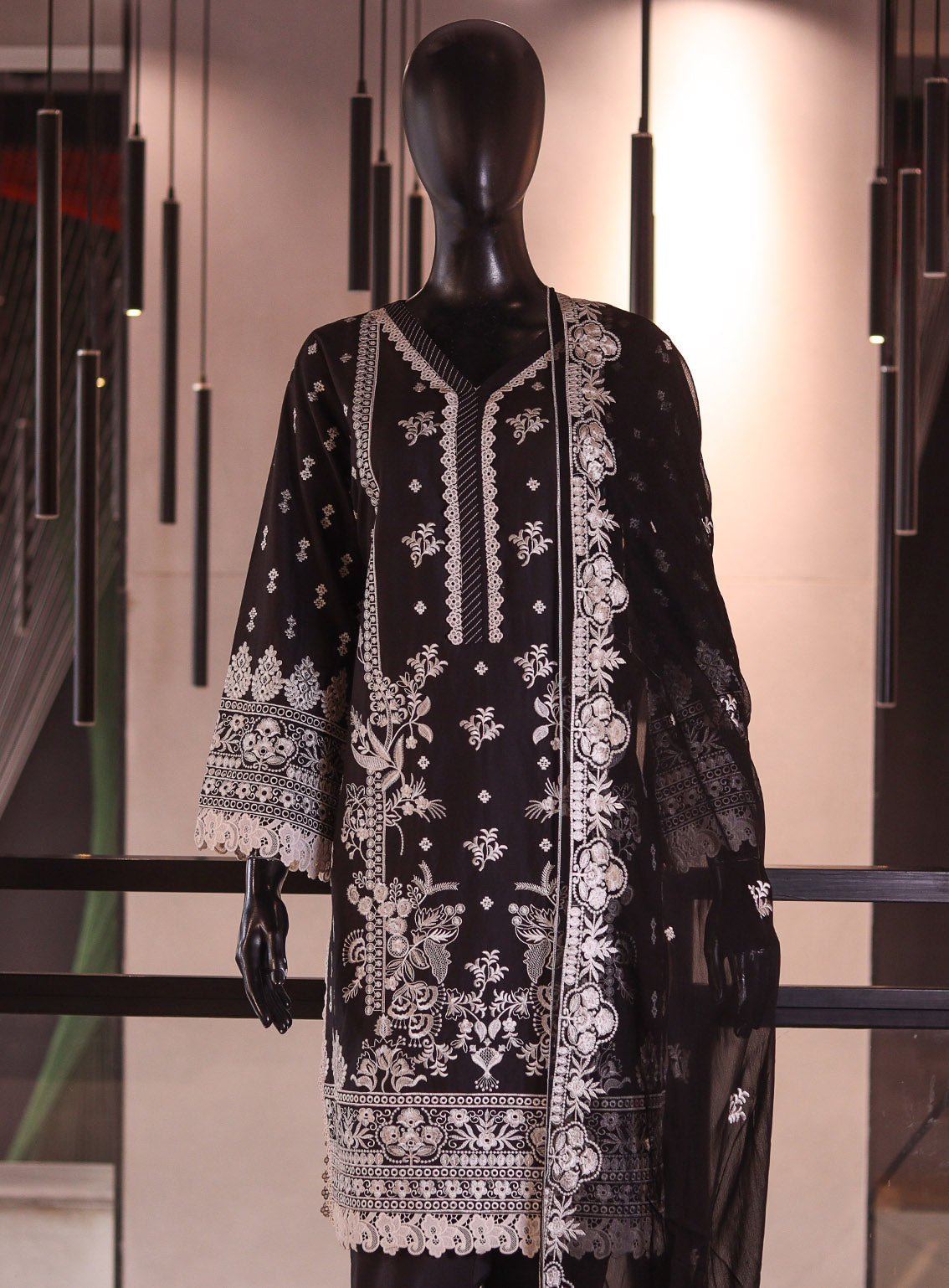 Saba Sumaiya Embroidered Lawn 3 Piece Stitched Suit SSY26E D-1650-BKWH Saba Sumaiya Embroidered Lawn 3 Piece Stitched Suit SSY26E D-1650-BKWH