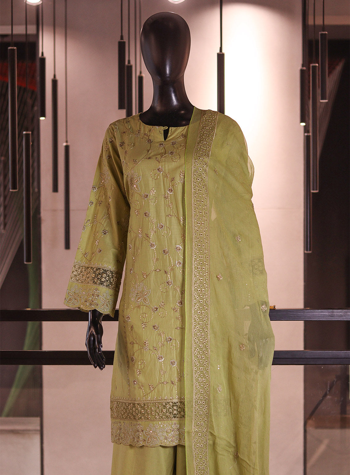 Saba Sumaiya Embroidered Lawn 3 Piece Stitched Suit SSY26E D-1651-GN Saba Sumaiya Embroidered Lawn 3 Piece Stitched Suit SSY26E D-1651-GN