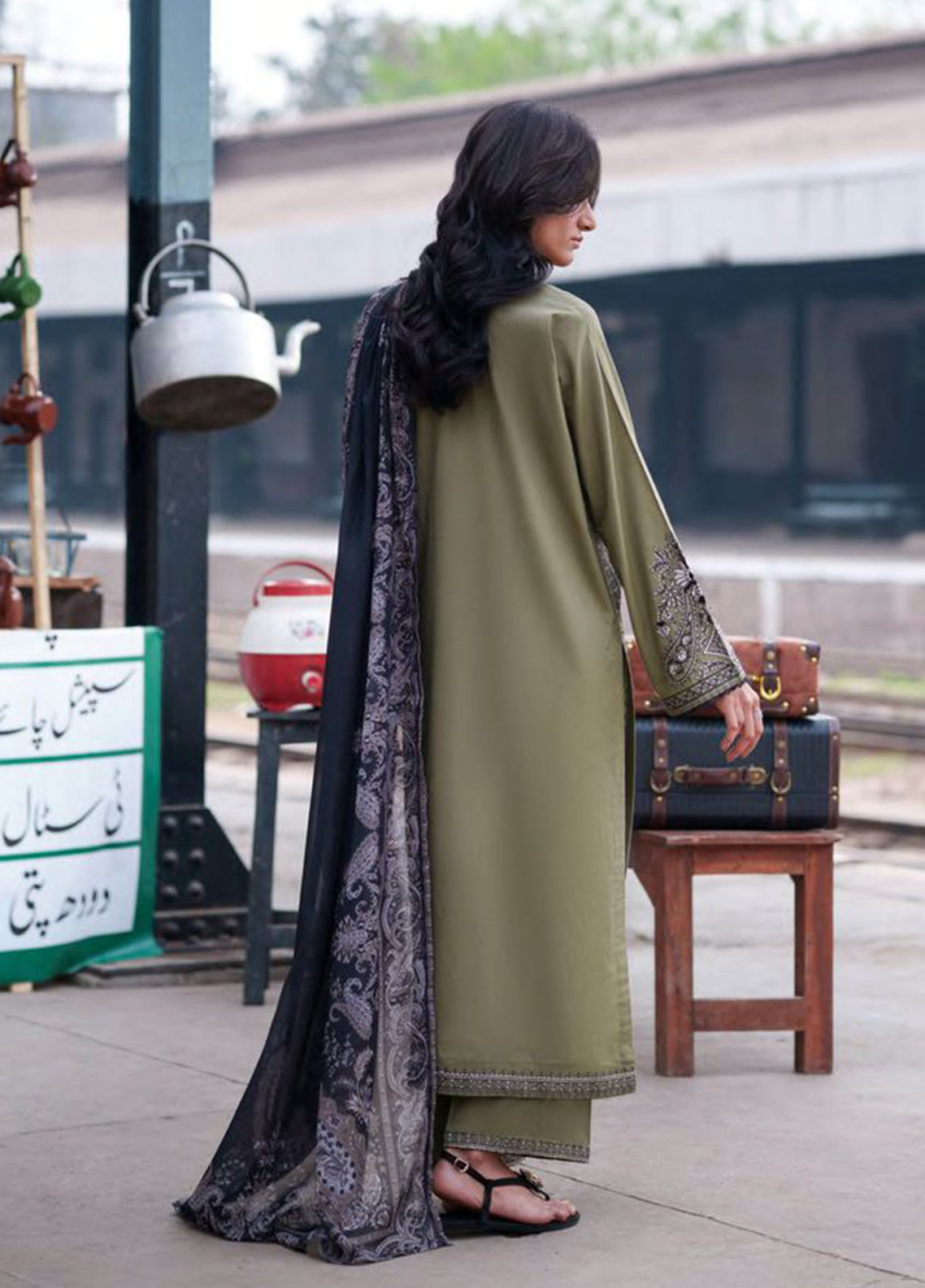 Safarnama By Casual Lite Premium Embroidered Cotton Lawn 3 Piece Stitched Suit CL26SSD D-07 SADHBH SAGE Safarnama By Casual Lite Premium Embroidered Cotton Lawn 3 Piece Stitched Suit CL26SSD D-07 SADHBH SAGE