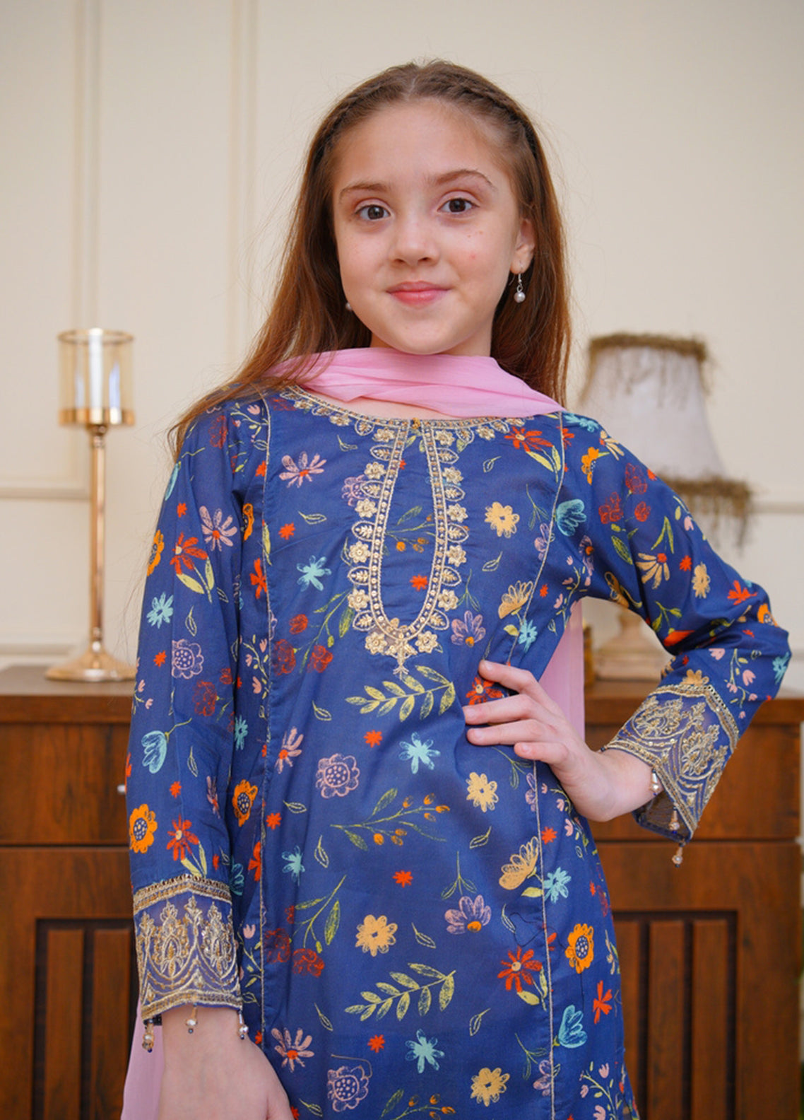 Sahar-E-Eid By Shanzey Girls Stitched 3 Piece Suit For Girls S26SE D-SHK-6805 Sahar-E-Eid By Shanzey Girls Stitched 3 Piece Suit For Girls S26SE D-SHK-6805