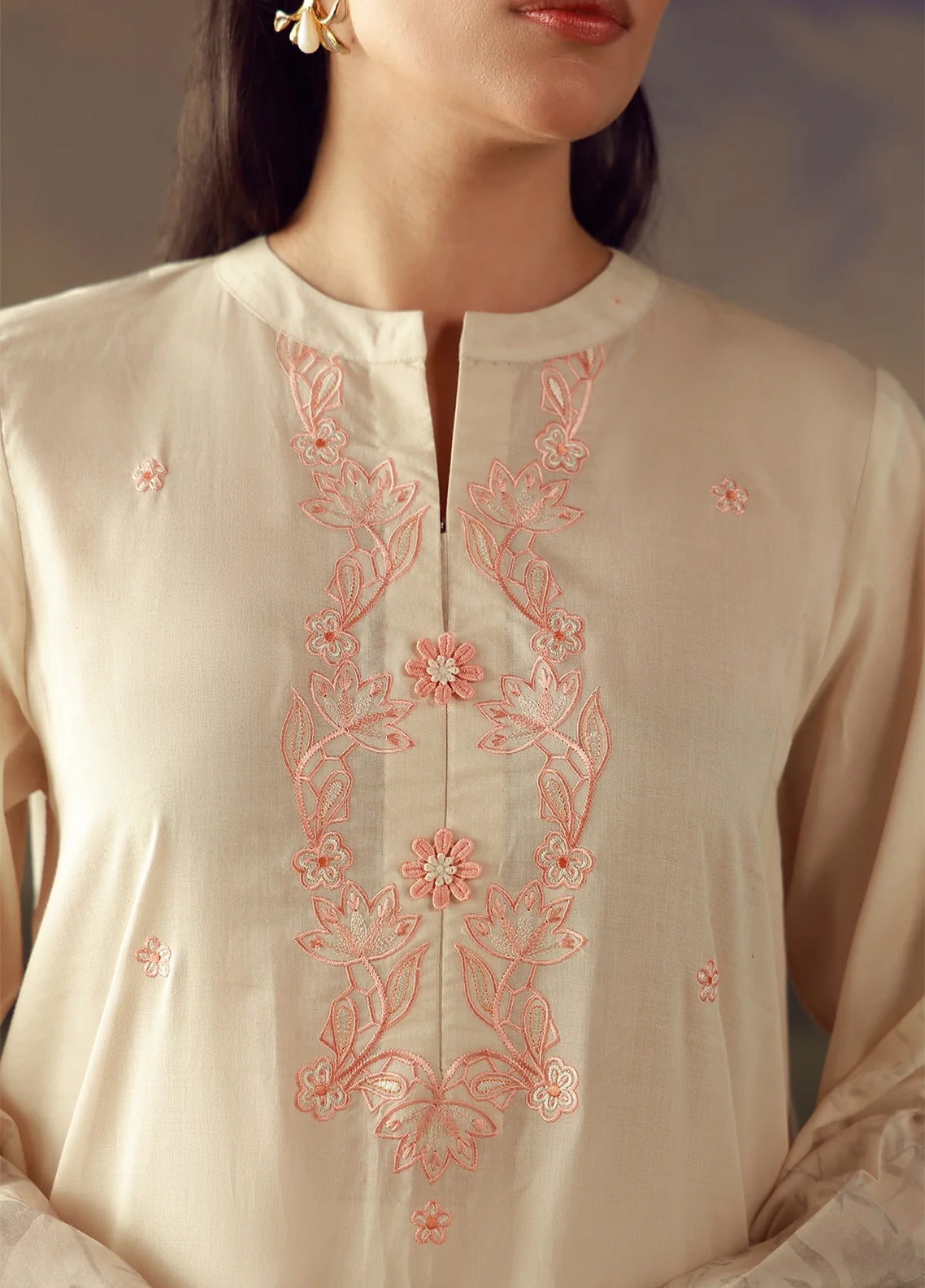 Sahar Festive Embroidered Lawn 3 Piece Unstitched Suit S26FEV2 D-02 PEACH REVERIE Sahar Festive Embroidered Lawn 3 Piece Unstitched Suit S26FEV2 D-02 PEACH REVERIE