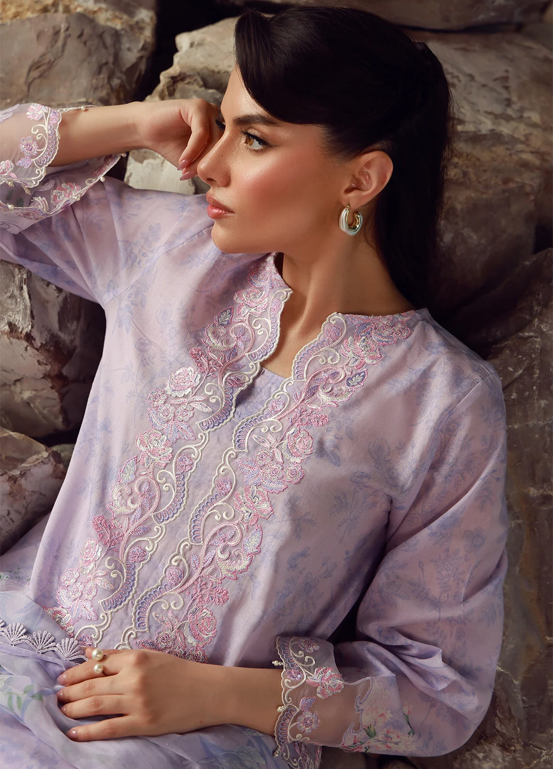 Sahar Festive Embroidered Lawn 3 Piece Unstitched Suit S26FEV2 D-04 LILAC HAZE Sahar Festive Embroidered Lawn 3 Piece Unstitched Suit S26FEV2 D-04 LILAC HAZE