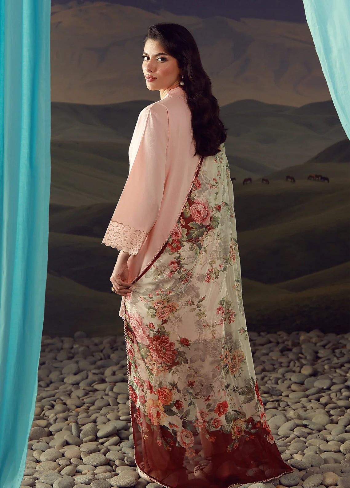 Sahar Festive Embroidered Lawn 3 Piece Unstitched Suit S26FEV2 D-07 ROSE MIRAGE Sahar Festive Embroidered Lawn 3 Piece Unstitched Suit S26FEV2 D-07 ROSE MIRAGE