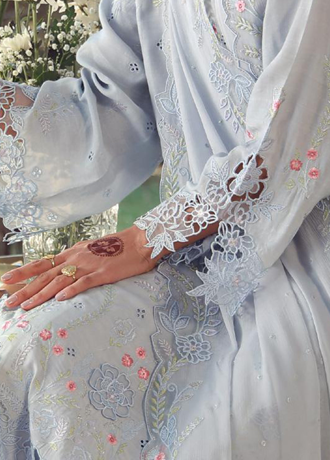 Sahar Luxury Embroidered Lawn 3 Piece Unstitched Suit S26FEL D-02 Sahar Luxury Embroidered Lawn 3 Piece Unstitched Suit S26FEL D-02