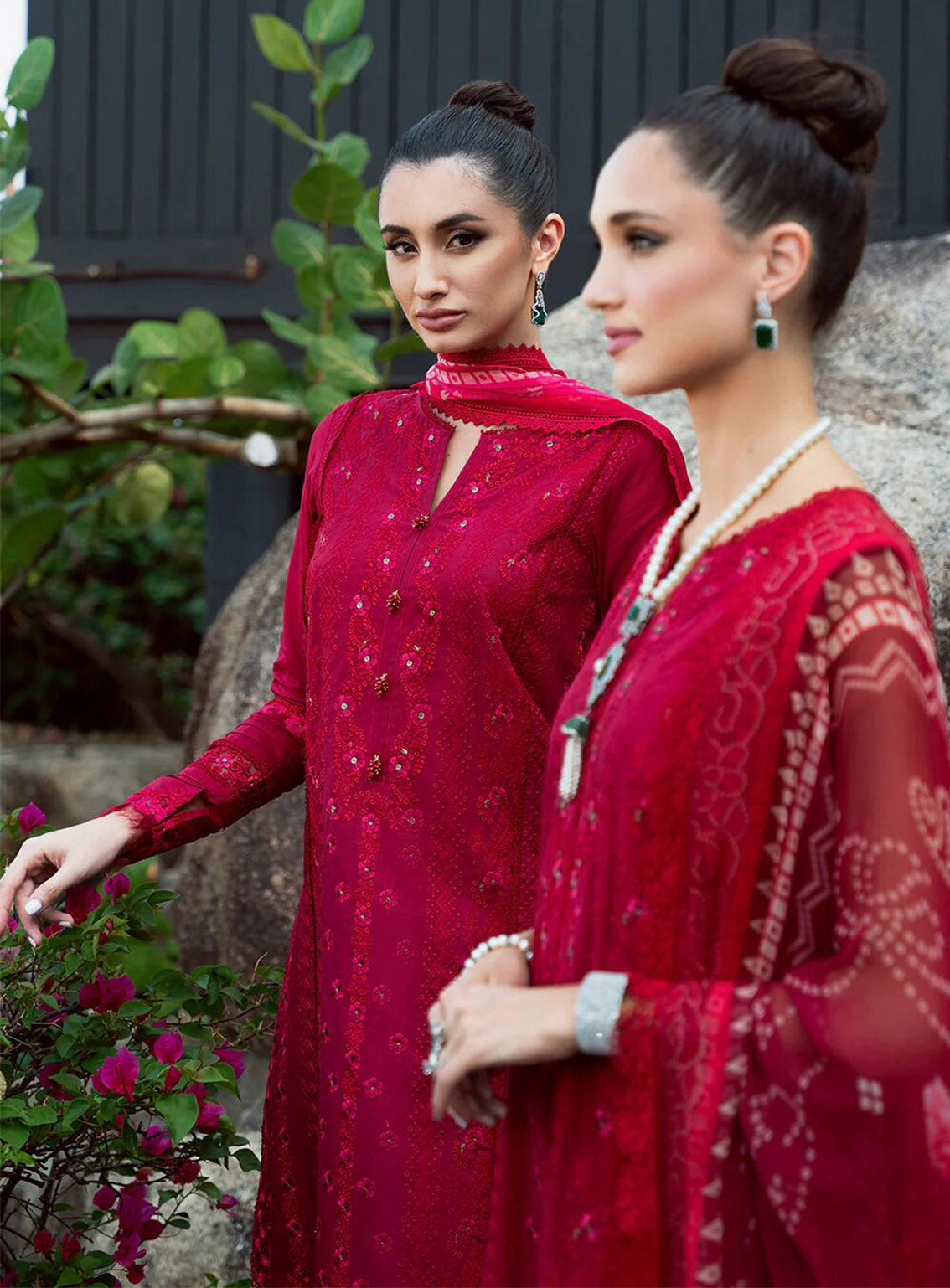Saira Rizwan Embroidered Lawn Suits Unstitched 3 Piece - SR24L 02 SOPHIA Saira Rizwan Embroidered Lawn Suits Unstitched 3 Piece - SR24L 02 SOPHIA