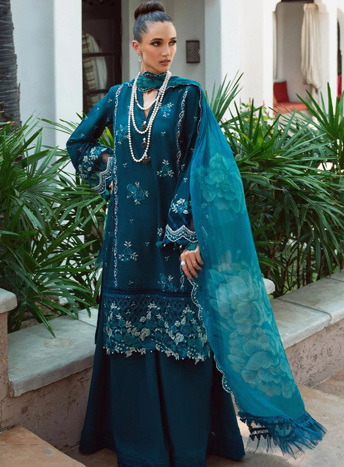 Saira Rizwan Embroidered Lawn Suits Unstitched 3 Piece - SR24L 04 SIBEL Saira Rizwan Embroidered Lawn Suits Unstitched 3 Piece - SR24L 04 SIBEL
