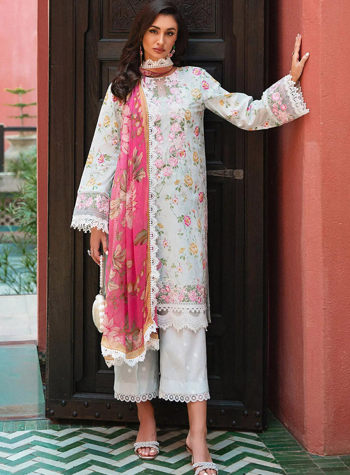 Saira Rizwan Embroidered Lawn Suits Unstitched 3 Piece - SR24L 07 FANNY Saira Rizwan Embroidered Lawn Suits Unstitched 3 Piece - SR24L 07 FANNY
